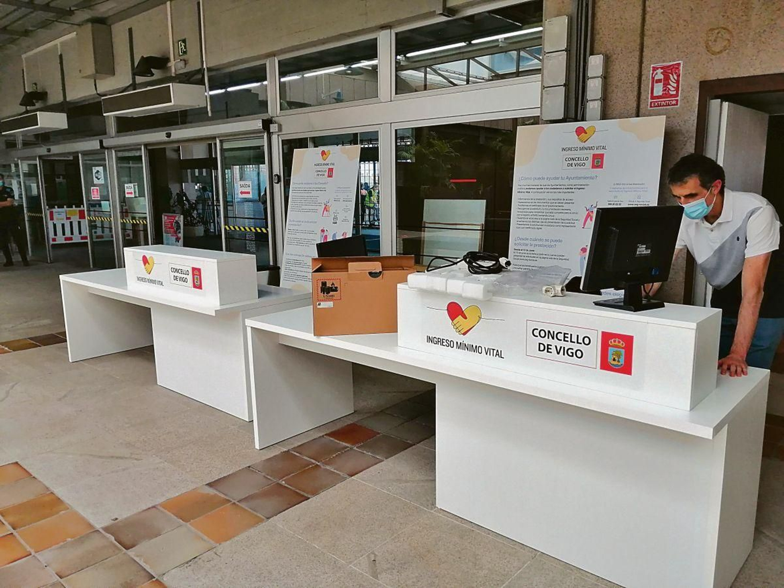 En los primeros días del Ingreso Mínimo Vital el Concello de Vigo instaló mostradores exclusivos ante la avalancha de peticiones.