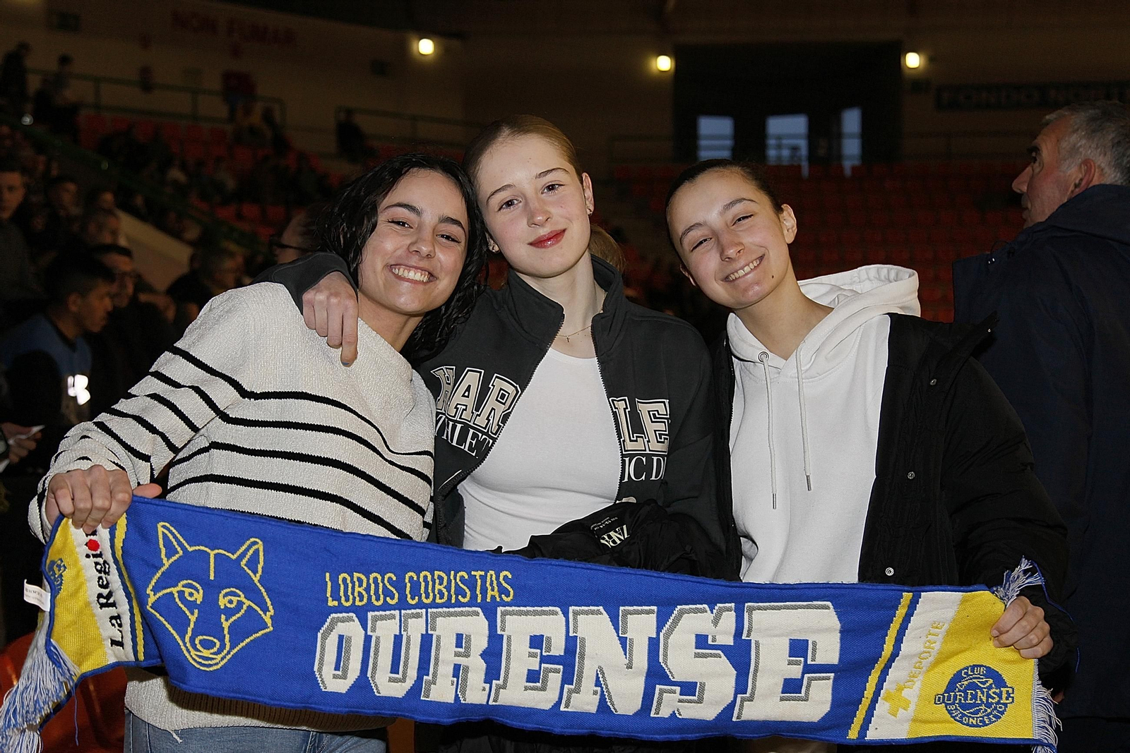 Más de 4.500 aficionados empujaron al COB contra el Estudiantes