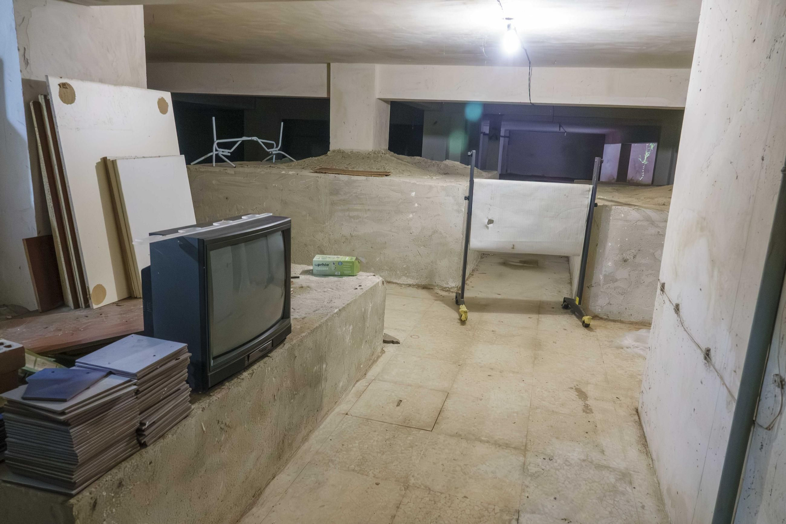 Galería | El interior del búnker nuclear que se esconde en O Castro