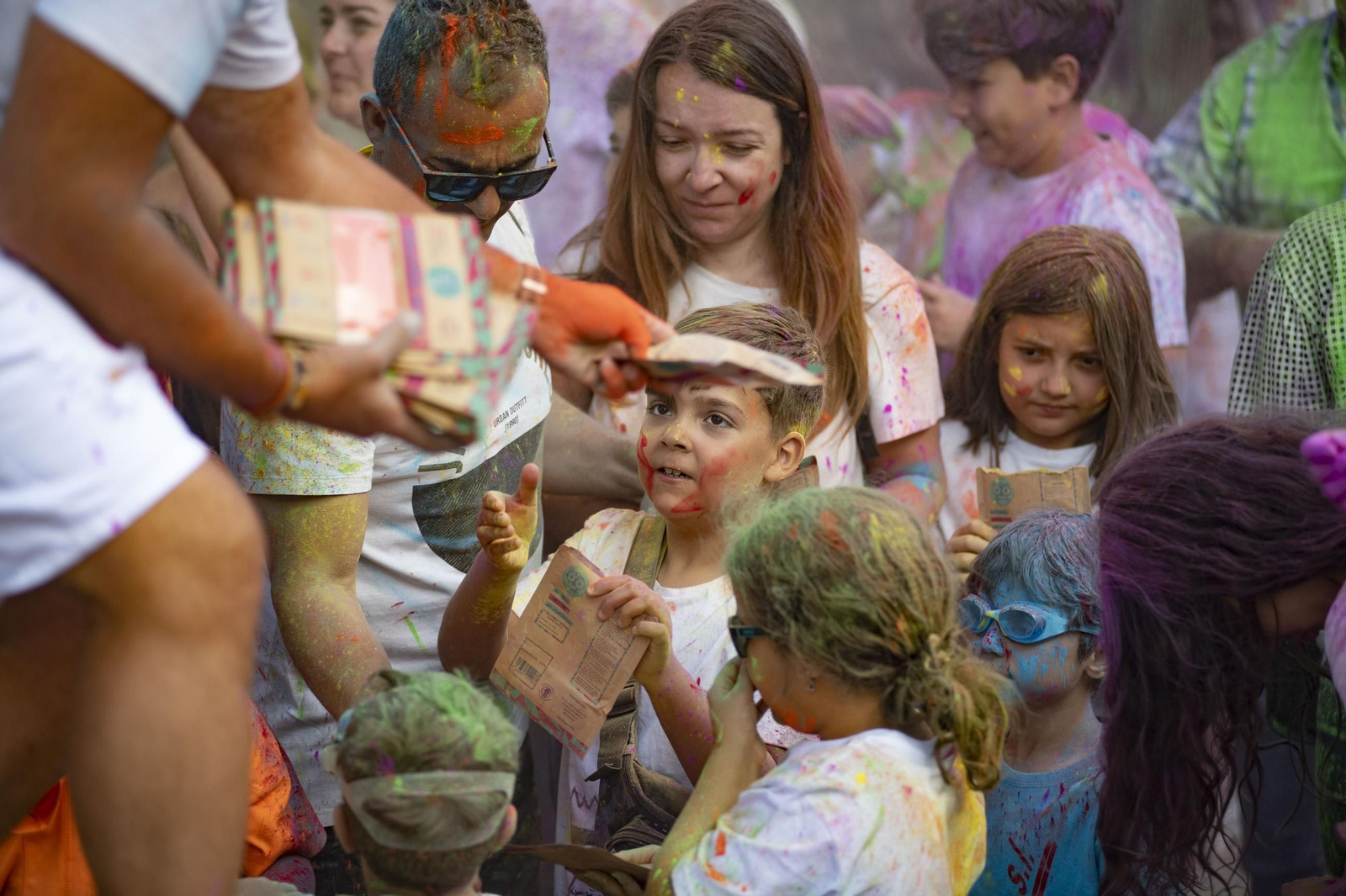 Galería | La fiesta de colores en Xinzo en imágenes