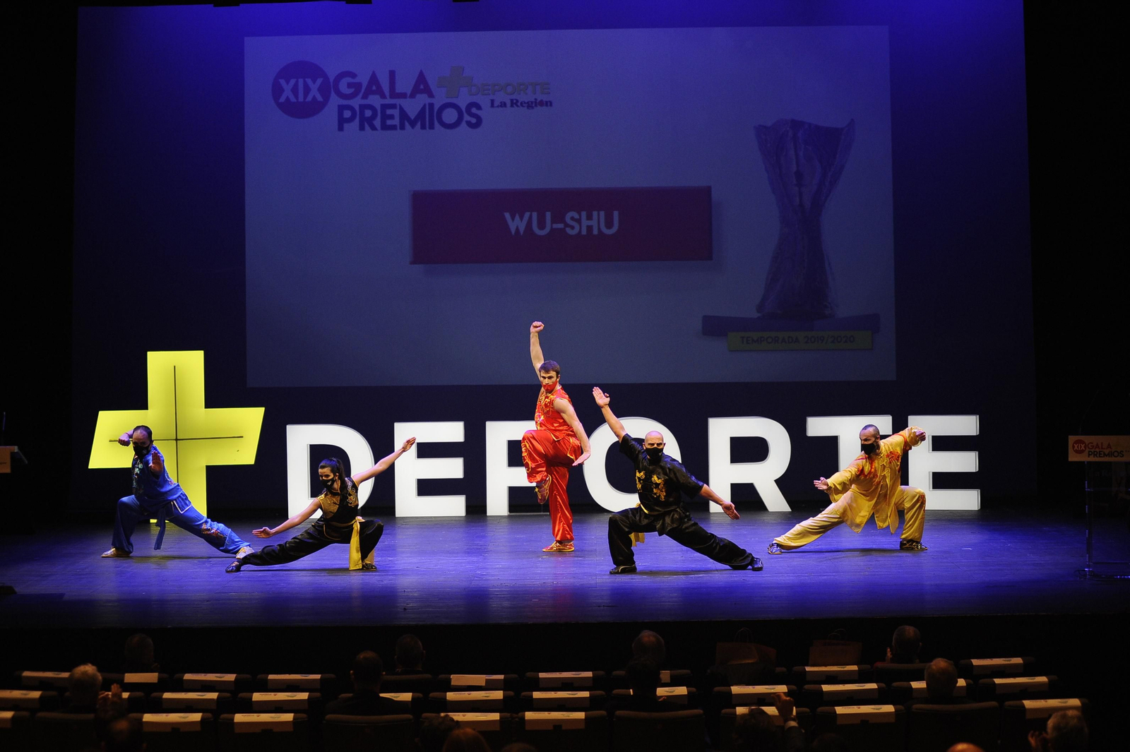 El Dinamic Center demostró su maestría en el wushu.