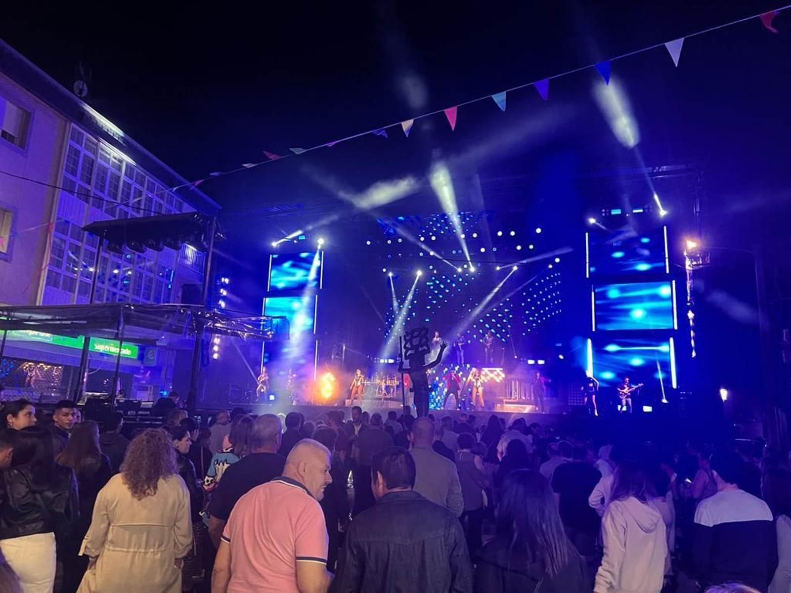 La Orquesta Cinema, por todo lo alto en Viana.