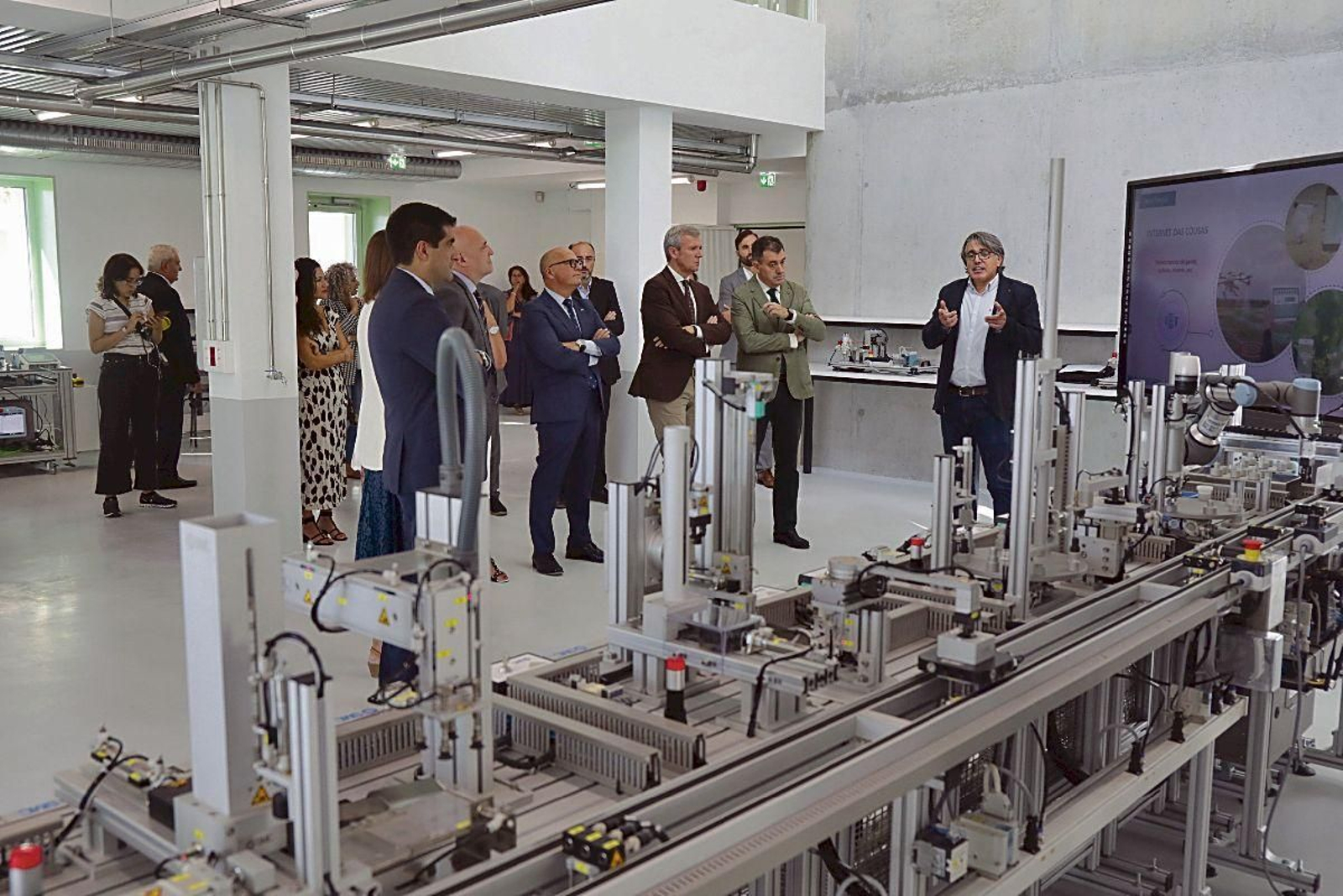 En el laboratorio de industria 5.0 se ahondará en áreas como la robótica o la ciberseguridad. Además, habrá soluciones de inteligencia artificial que se pueden aplicar a la industria alimentaria.