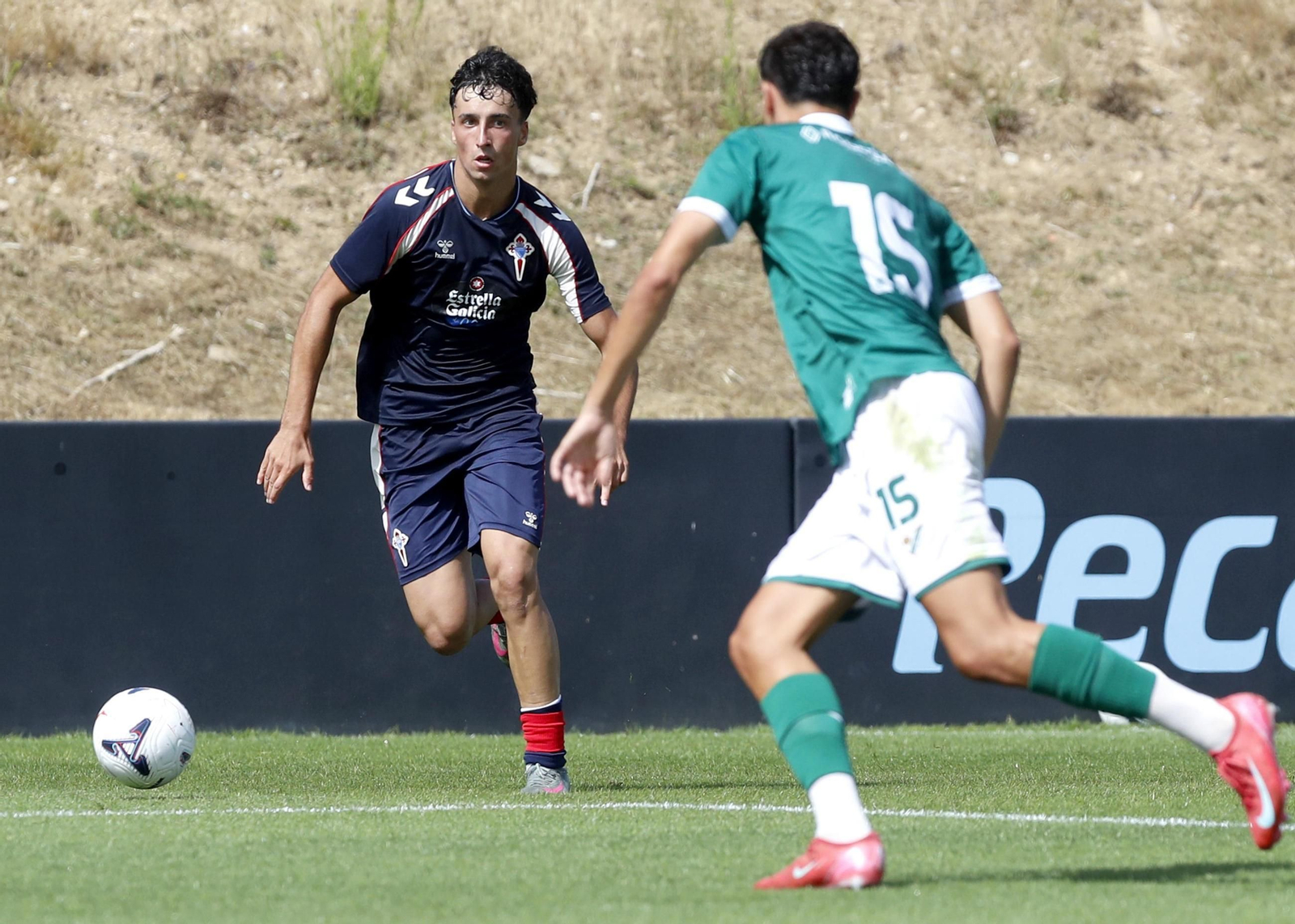 Galería | Celta Fortuna y Coruxo se miden en la pretemporada