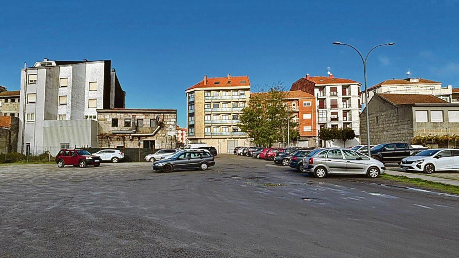 El aparcamiento de la calle Curros Enríquez.