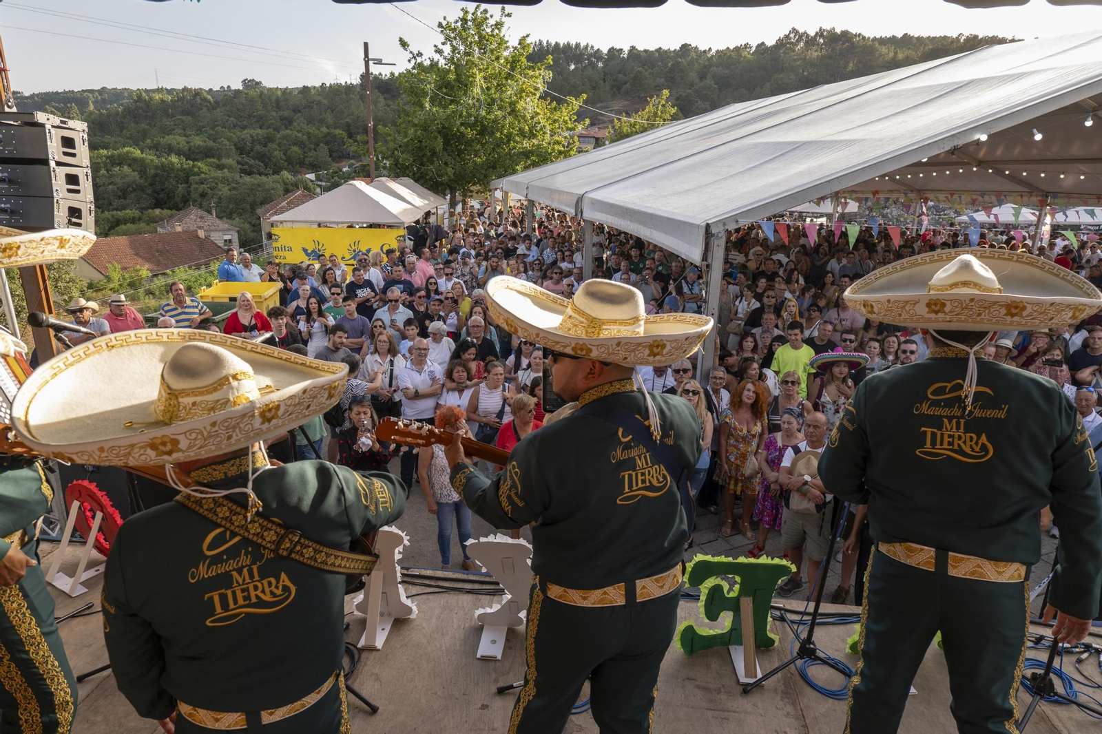 Galería | Mariachis, reencuentros y sabor mexicano: así se vivió la gran fiesta de Avión, en fotos