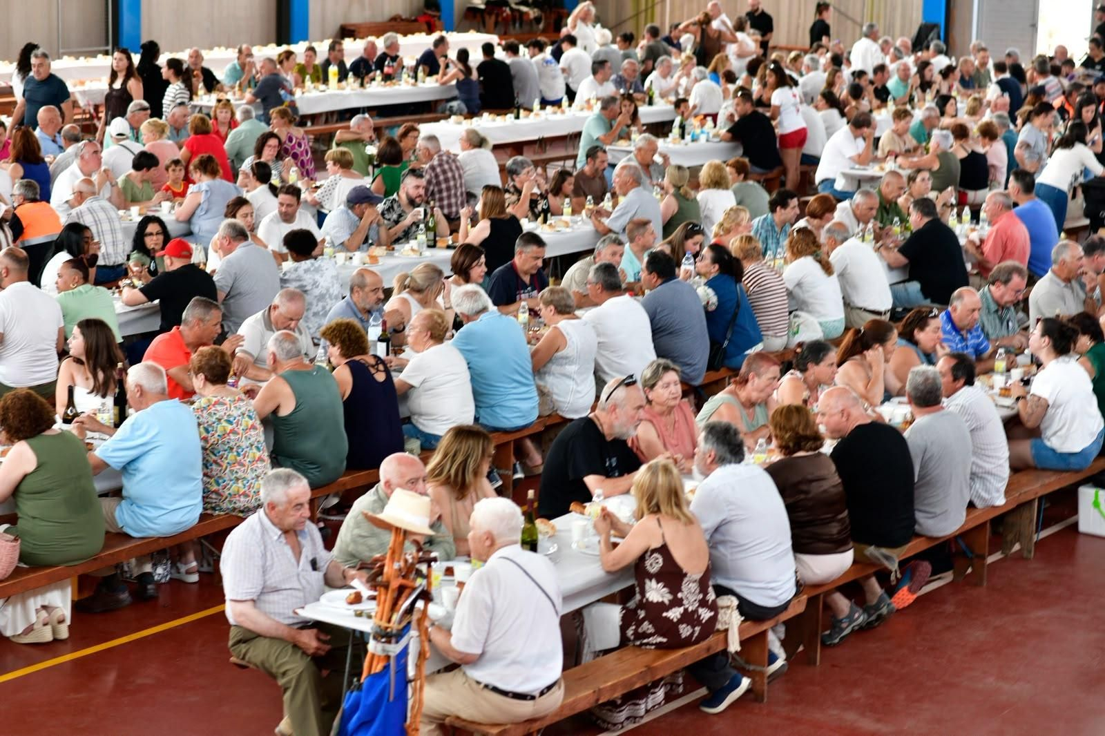 Galería | El calor domina un fin de semana de fiestas gastronómicas en Ourense