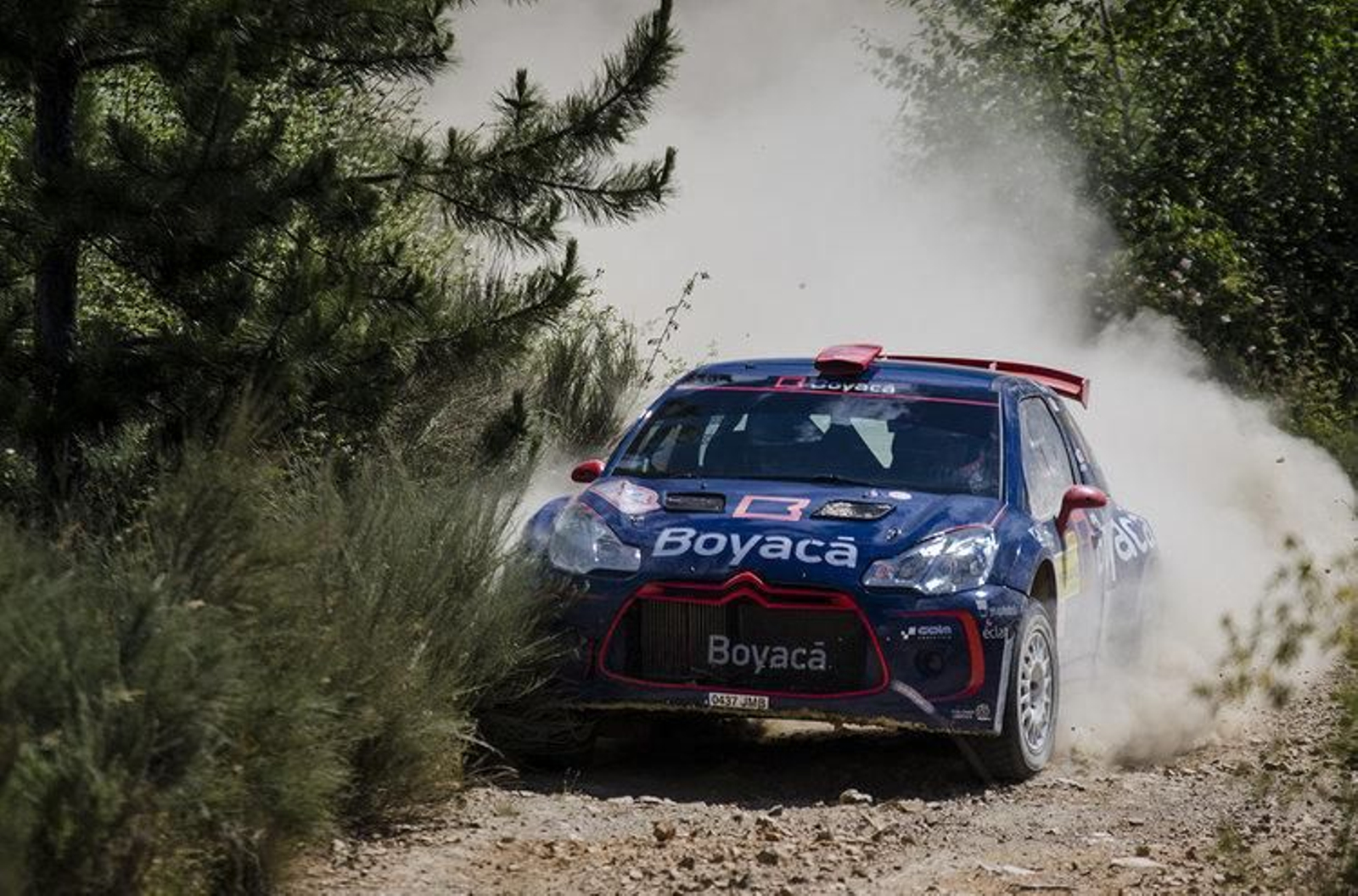 Alexis Villanueva, con su Citroën DS3R5.