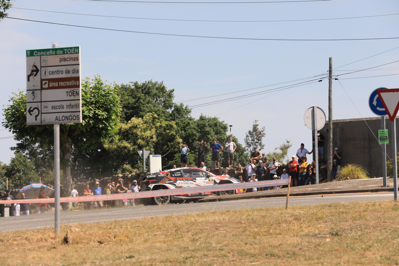 Galería | El público disfruta del Rally de Ourense en el tramo Cartelle-Toén, en fotos