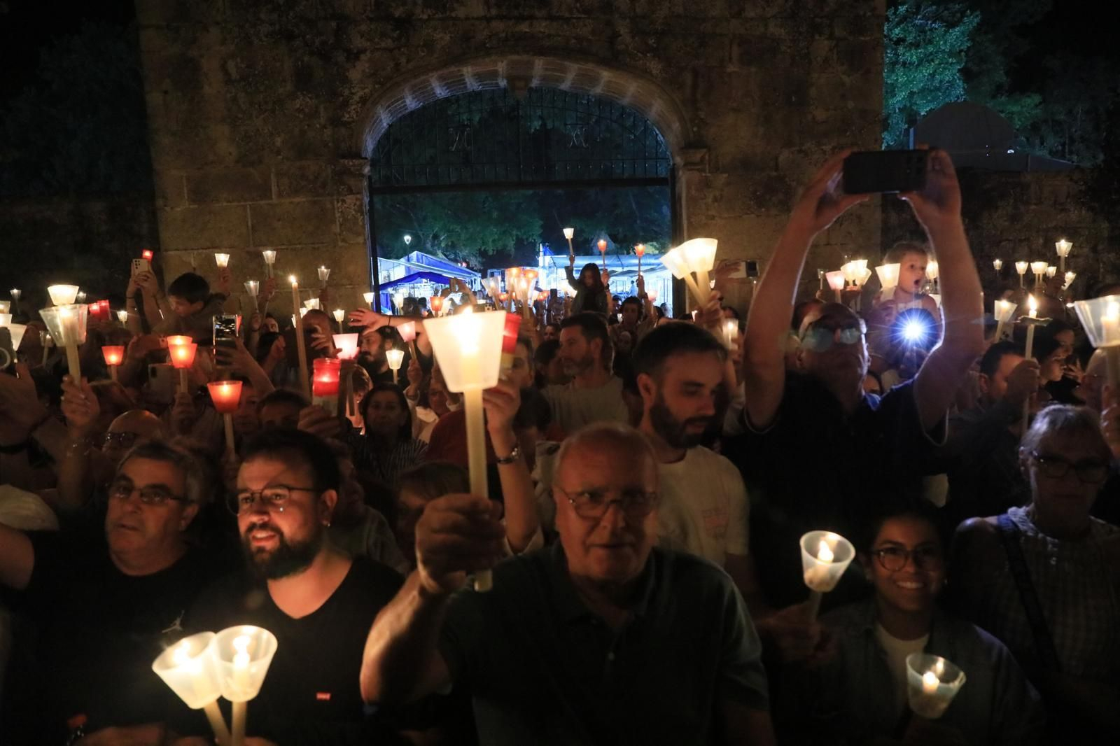 Galería | Un mar de luces iluminó el Santuario de Nosa Señora dos Milagros