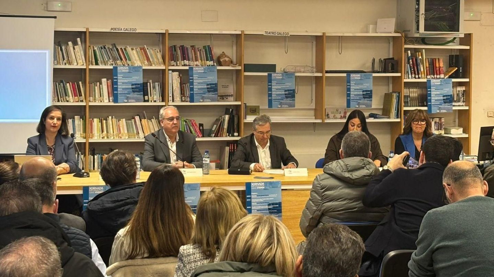 Pilar Fernández, Benito Iglesias, Luis Menor, Cristina Campero y Sonia Ogando.
