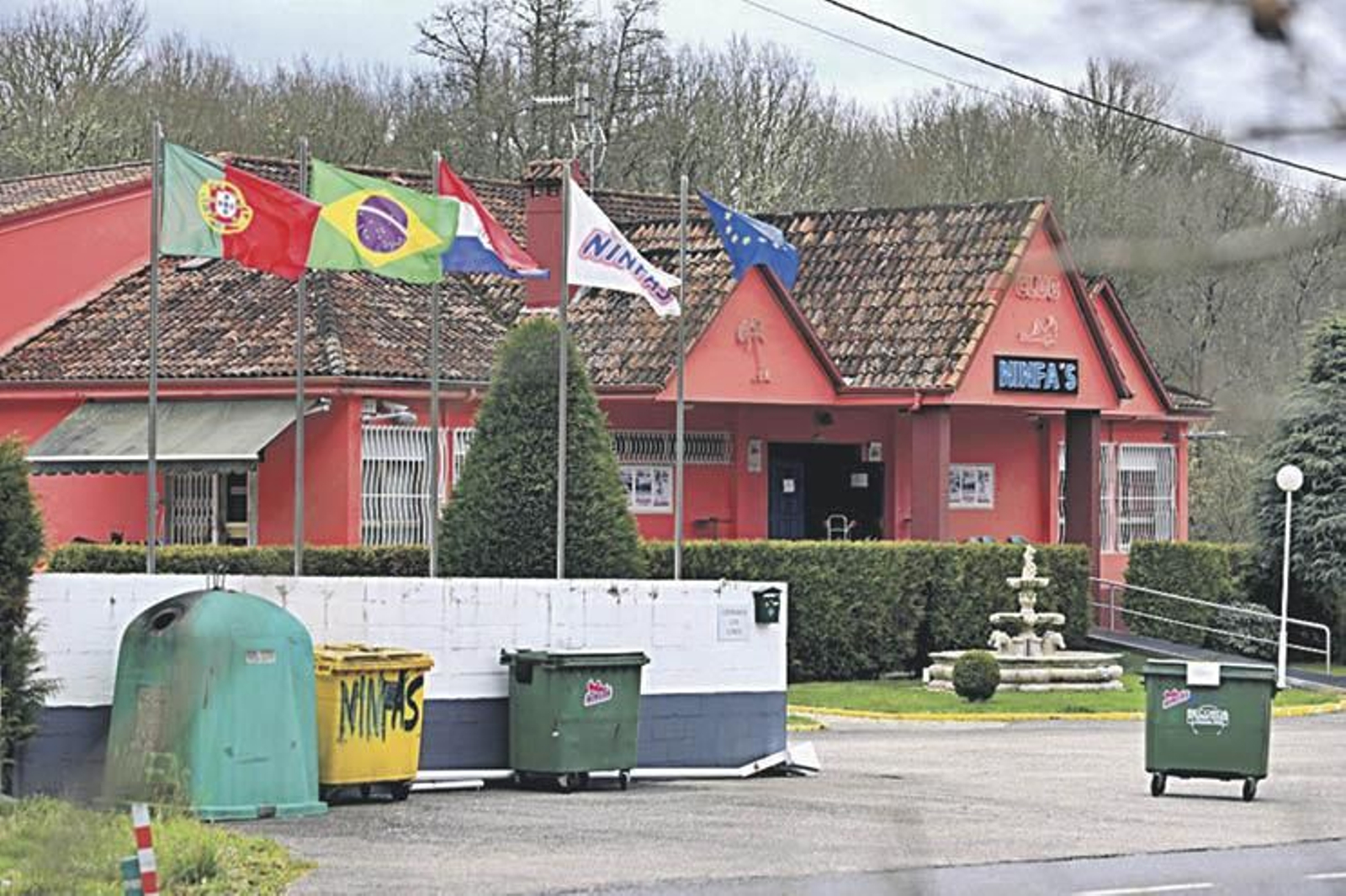 El club Ninfas en Carballiño, cuya actividad pasará a ser ilegal.