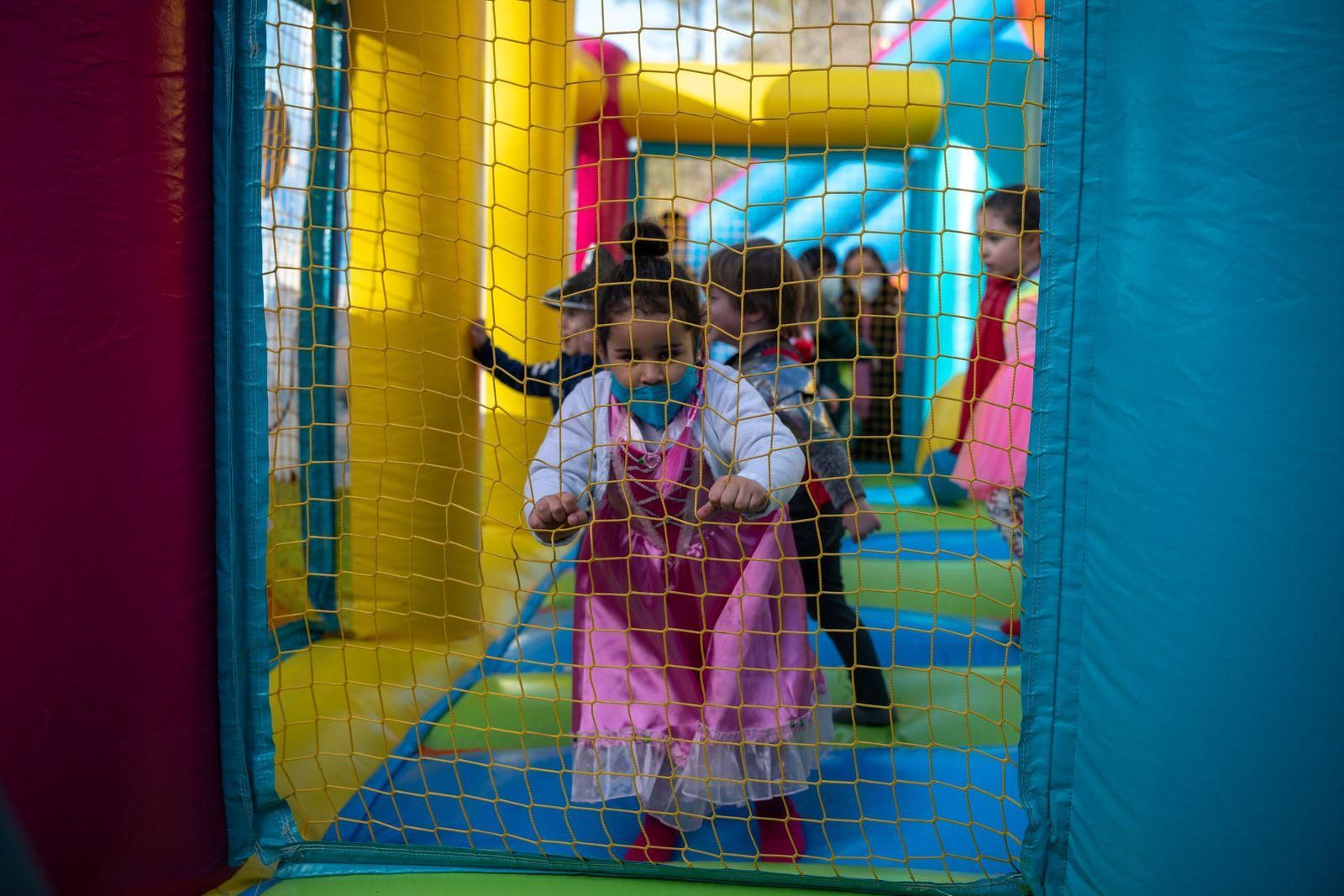 Entroido infantil en la Insua dos Poetas (O Carballiño)