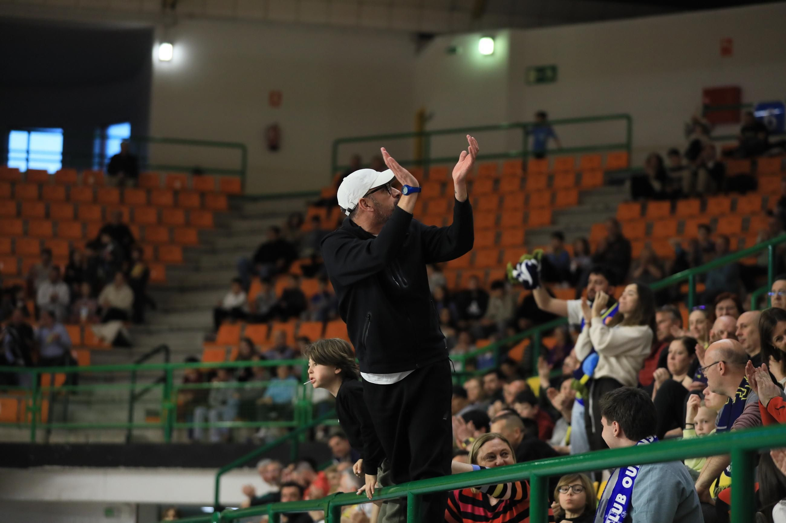 Galería | El Pazo responde al llamado del COB pese a la derrota