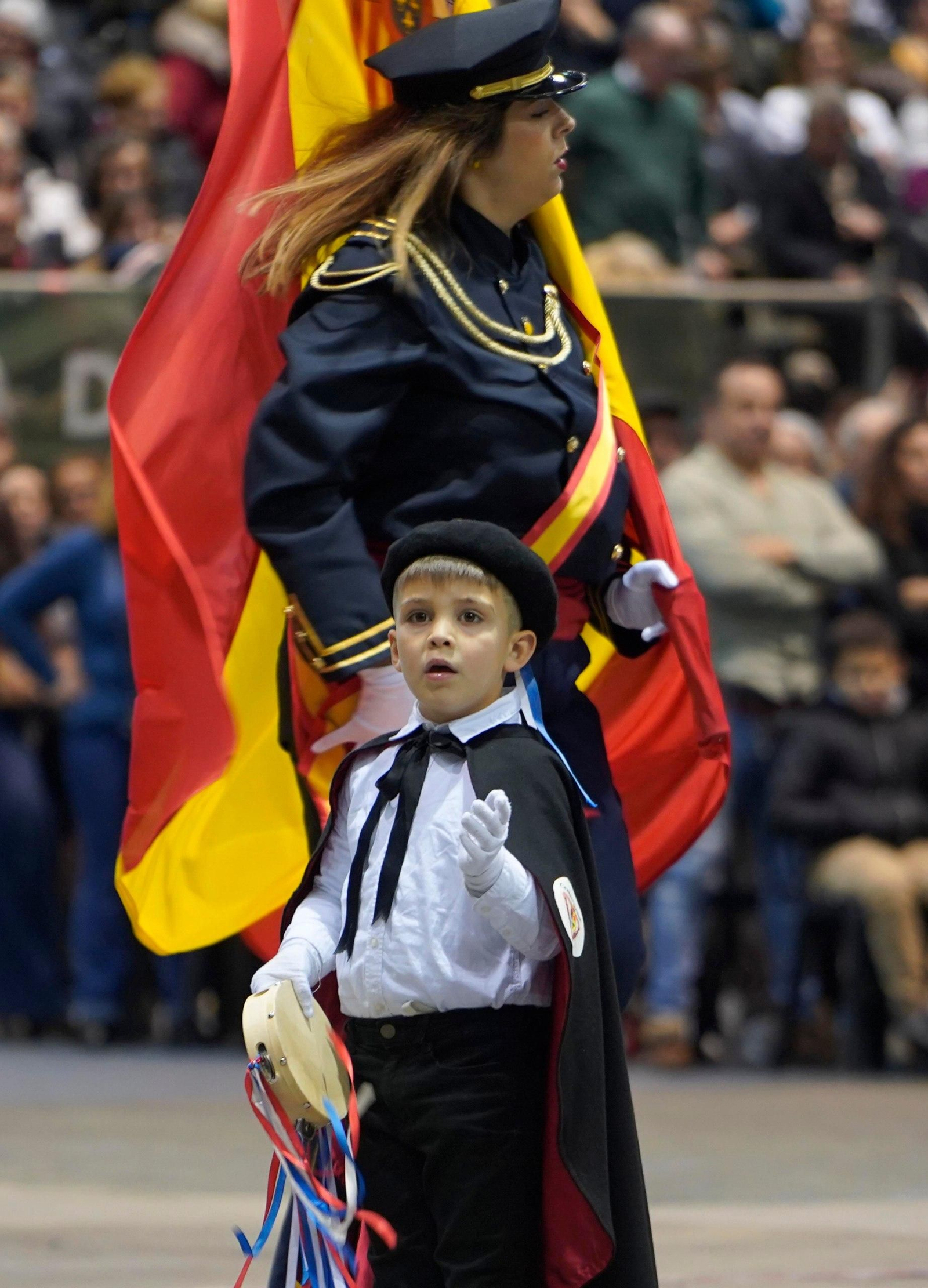 Galería | Récord de público en el concurso de rondallas del Ifevi