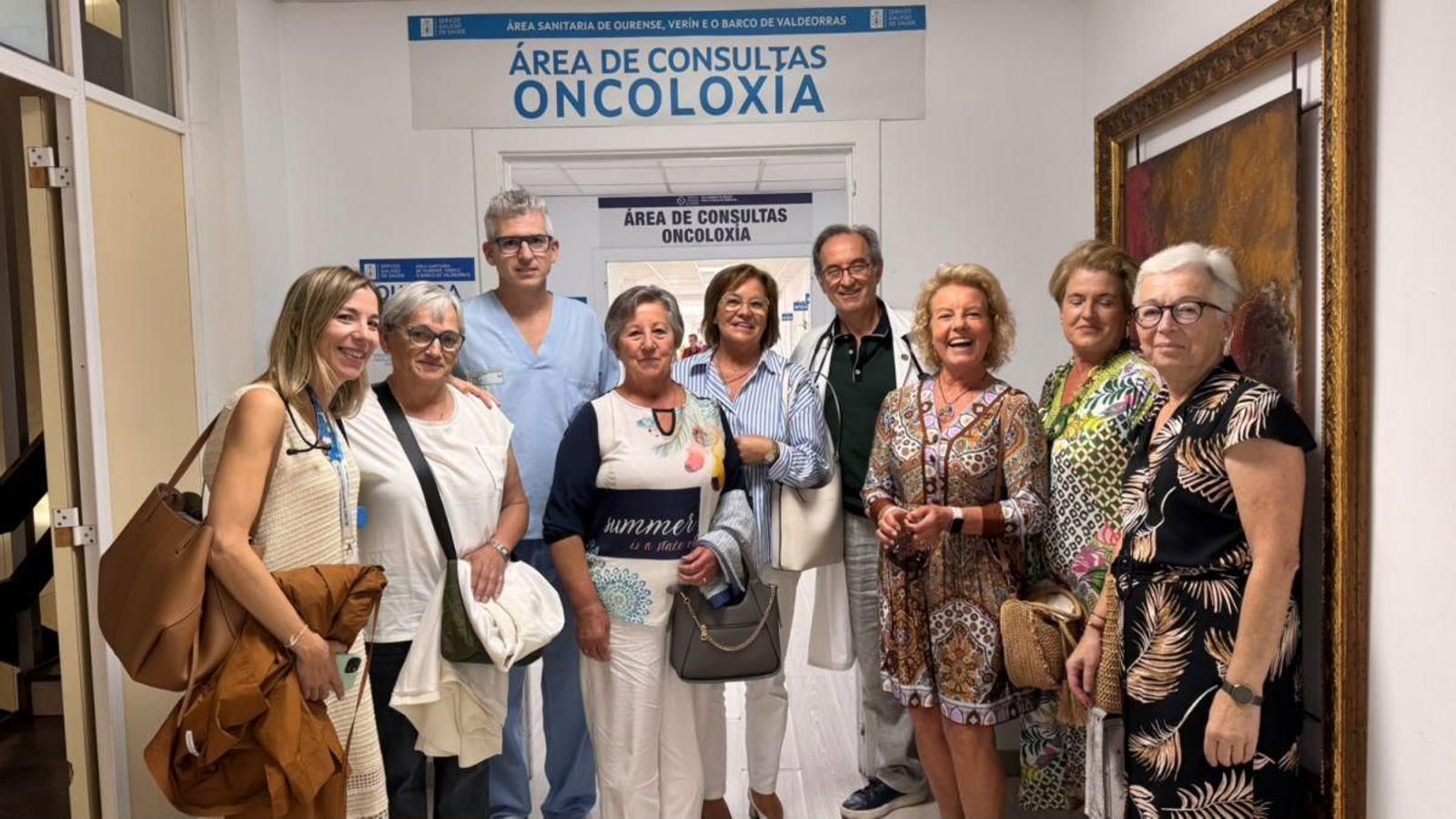 Visita de la Asociación Esperanza de Burela al CHUO con motivo del Día Mundial de la Investigación contra el Cáncer.