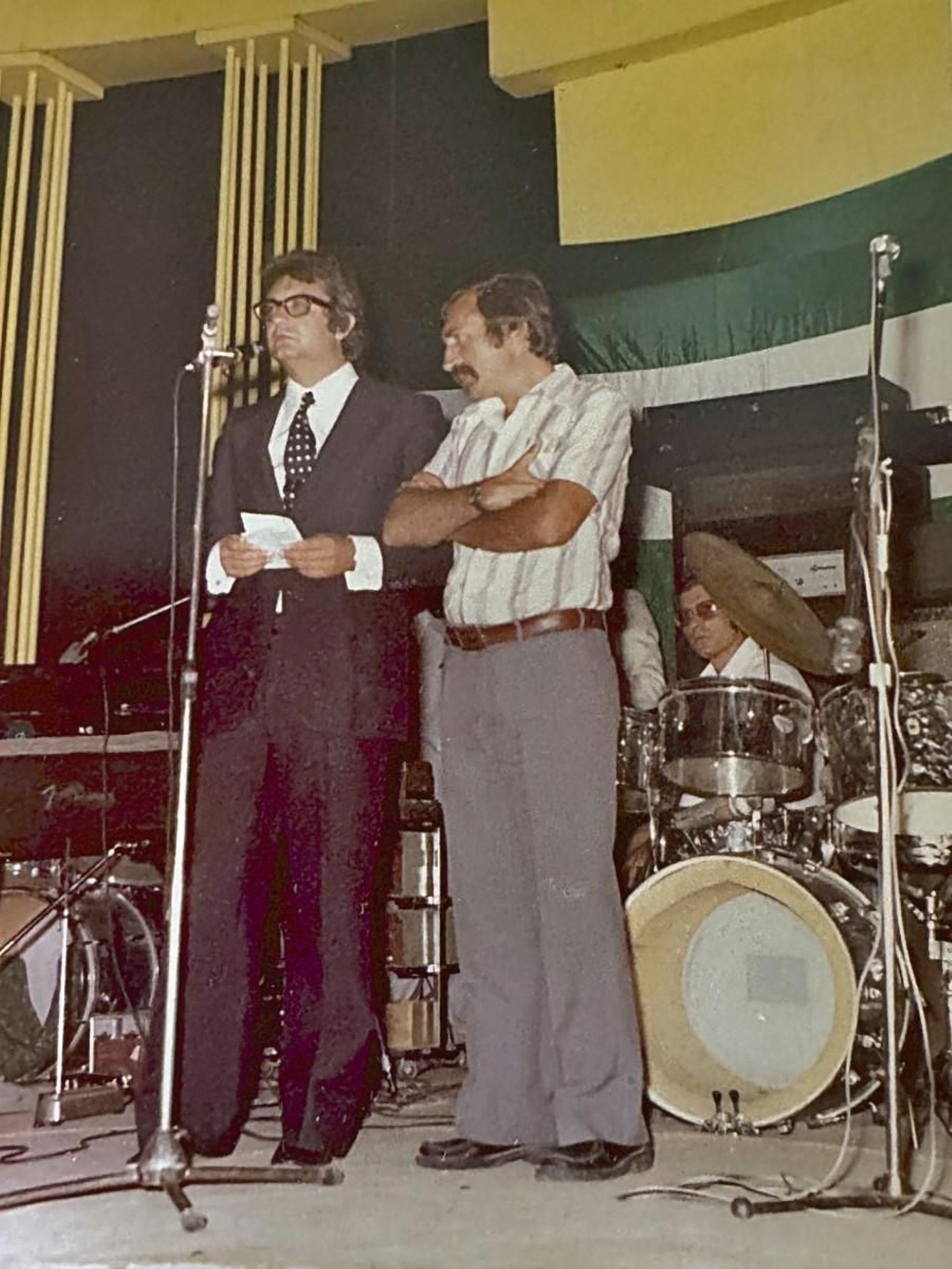 Rodríguez junto a Eduardo Sotillos, en Campillos, 1977.