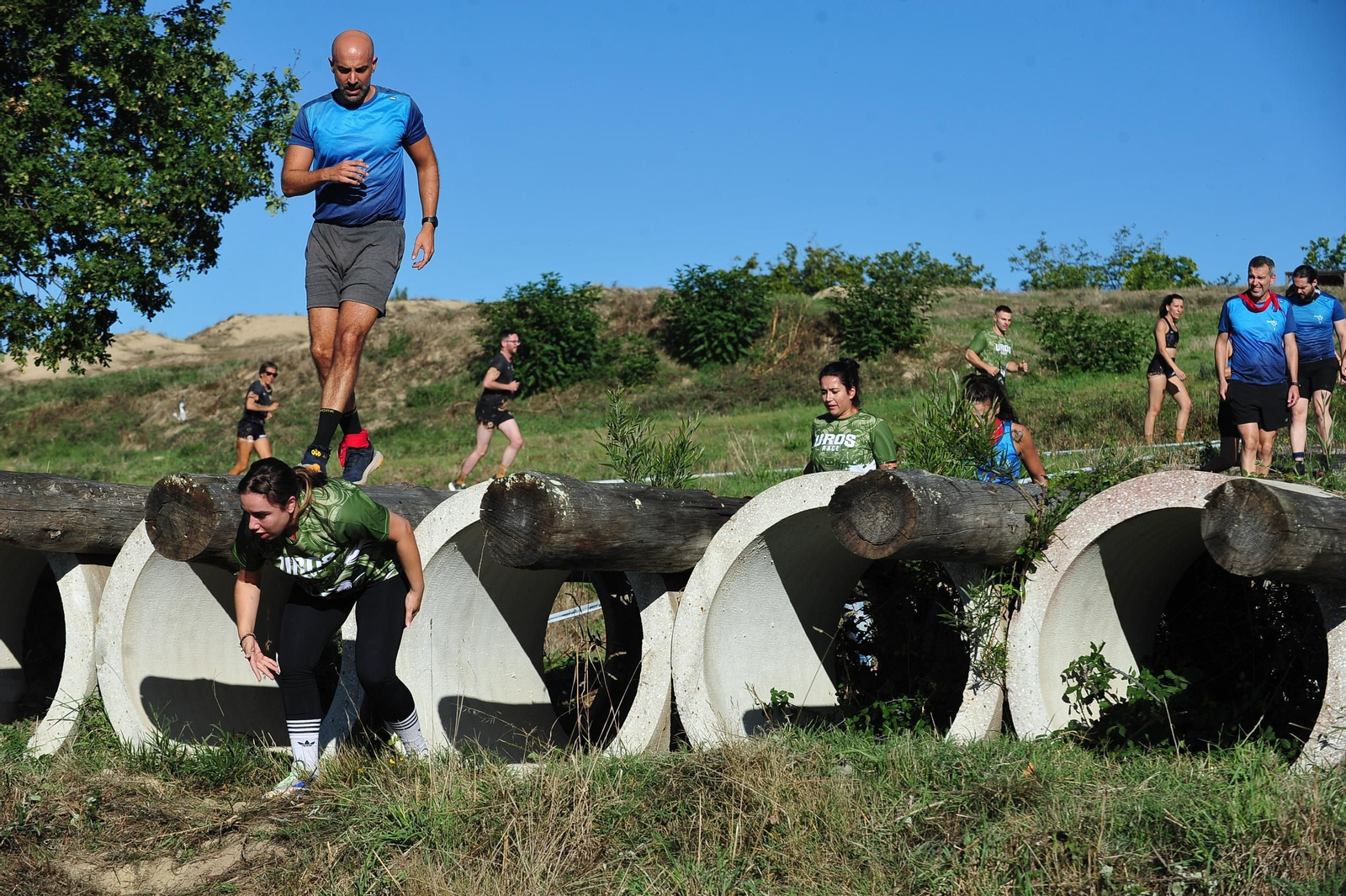 Superando todas las barreras posibles en Toén durante la Uros Race