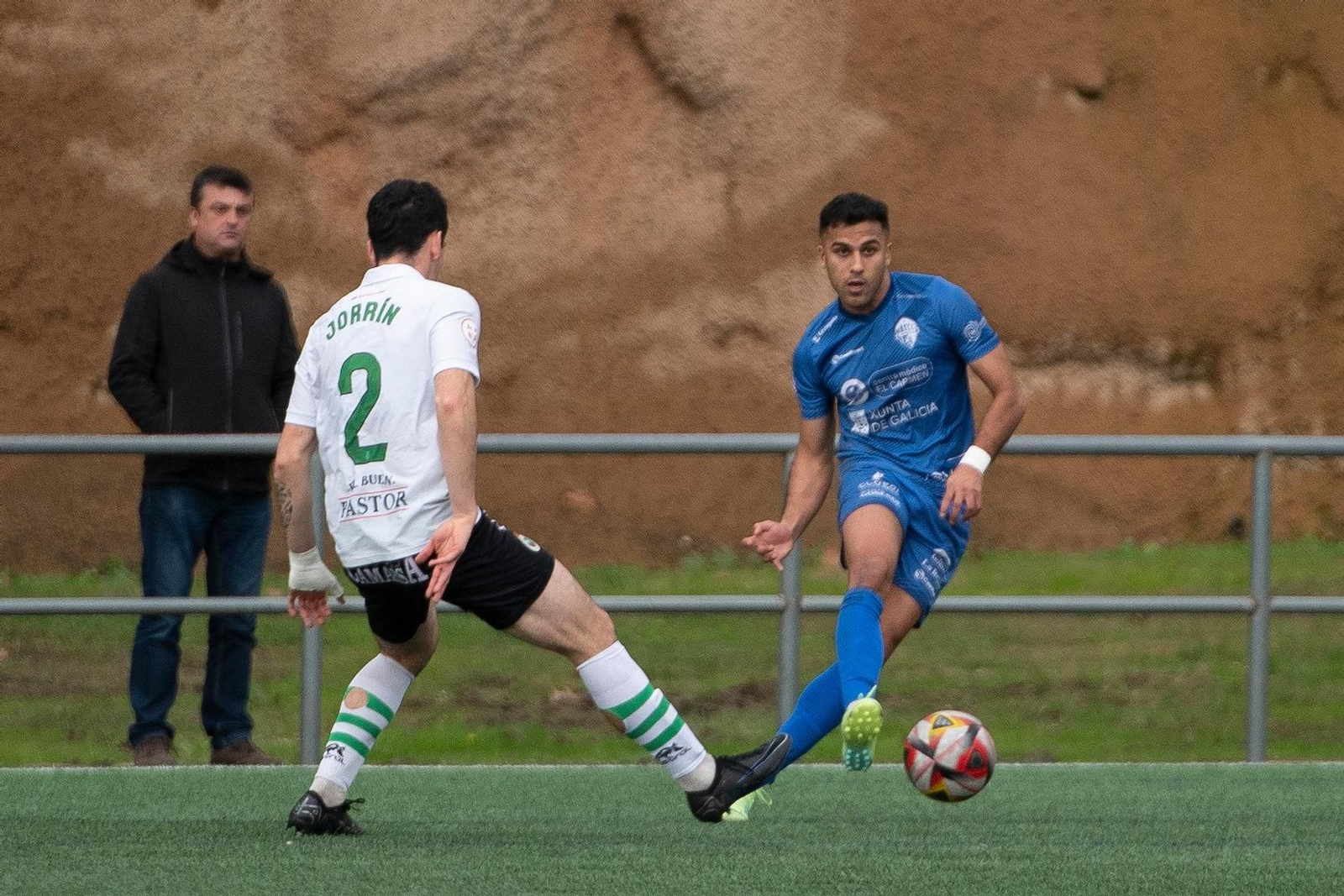 Fútbol 2ª RFEF en Oira
Ourense CF-Rayo Cantabria

Fotos Martiño Pinal
