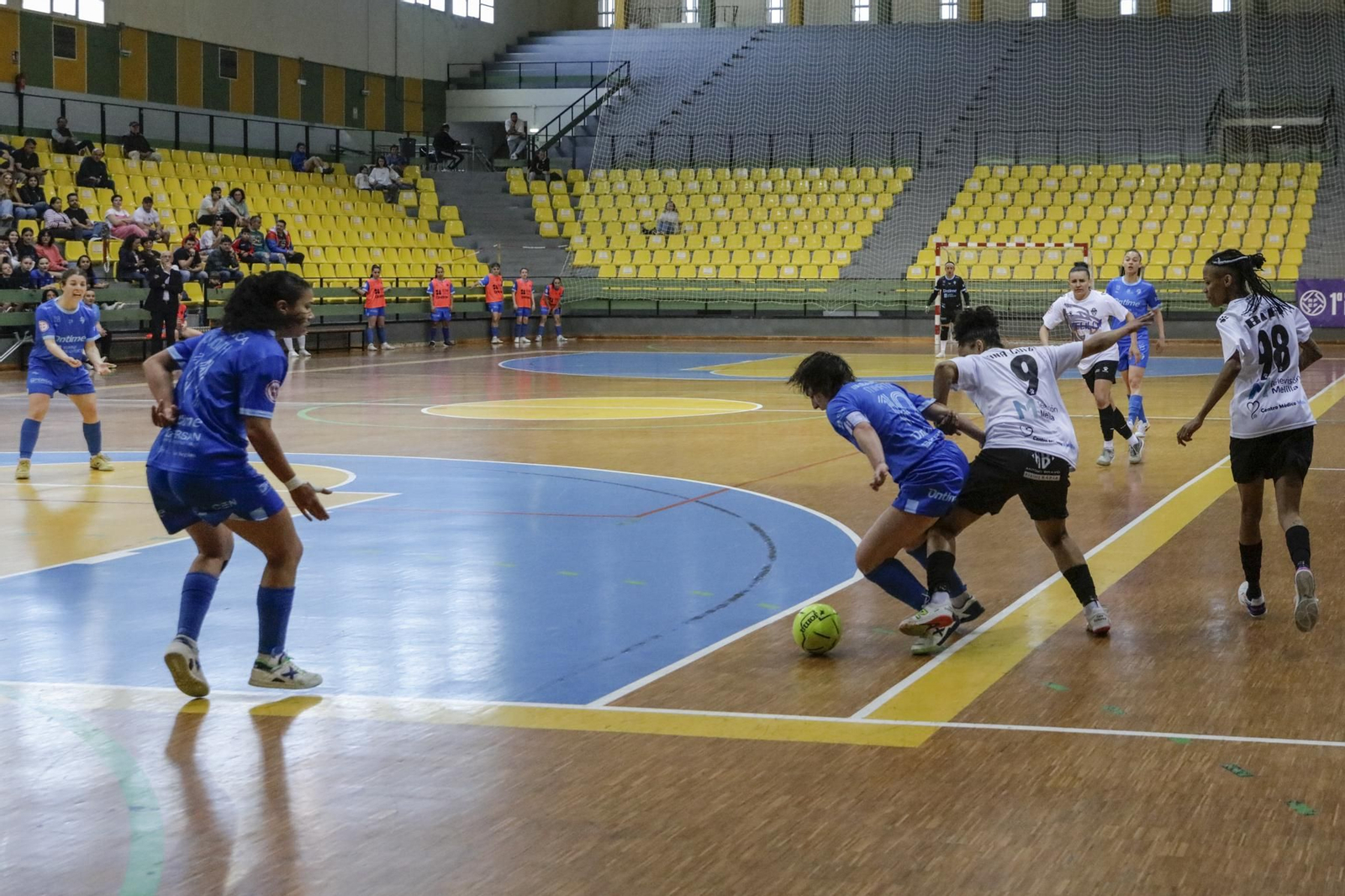 Galería | Ourense Ontime cae ante el líder