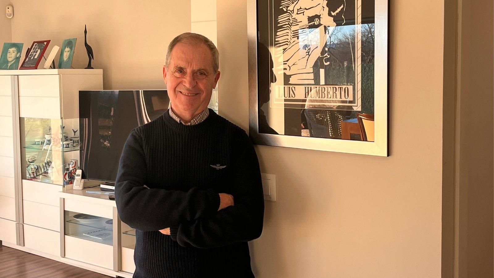 Luis Humberto na súa casa de Coles.