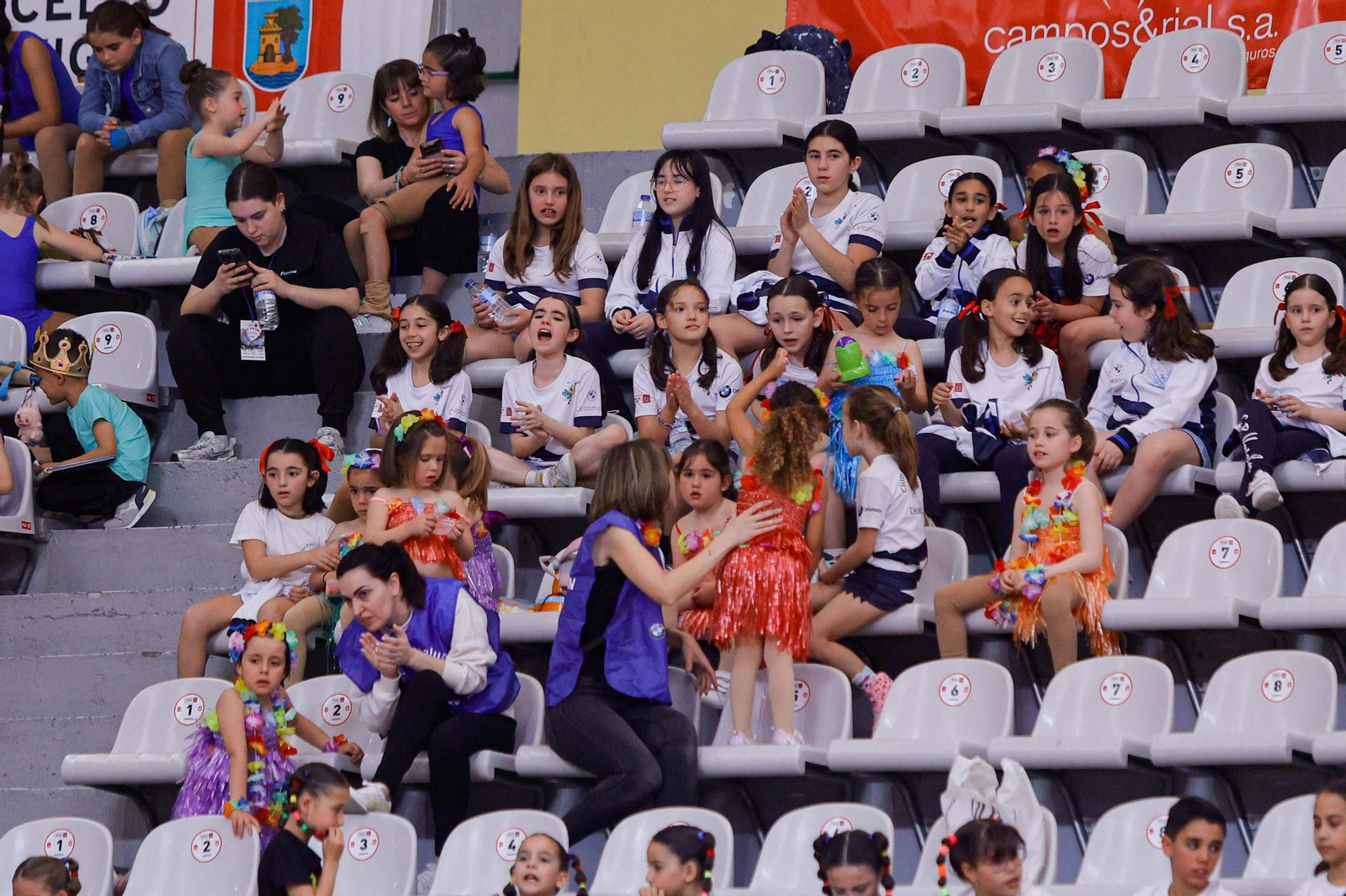 Galería | El pabellón de As Travesas celebra el Día do Patín