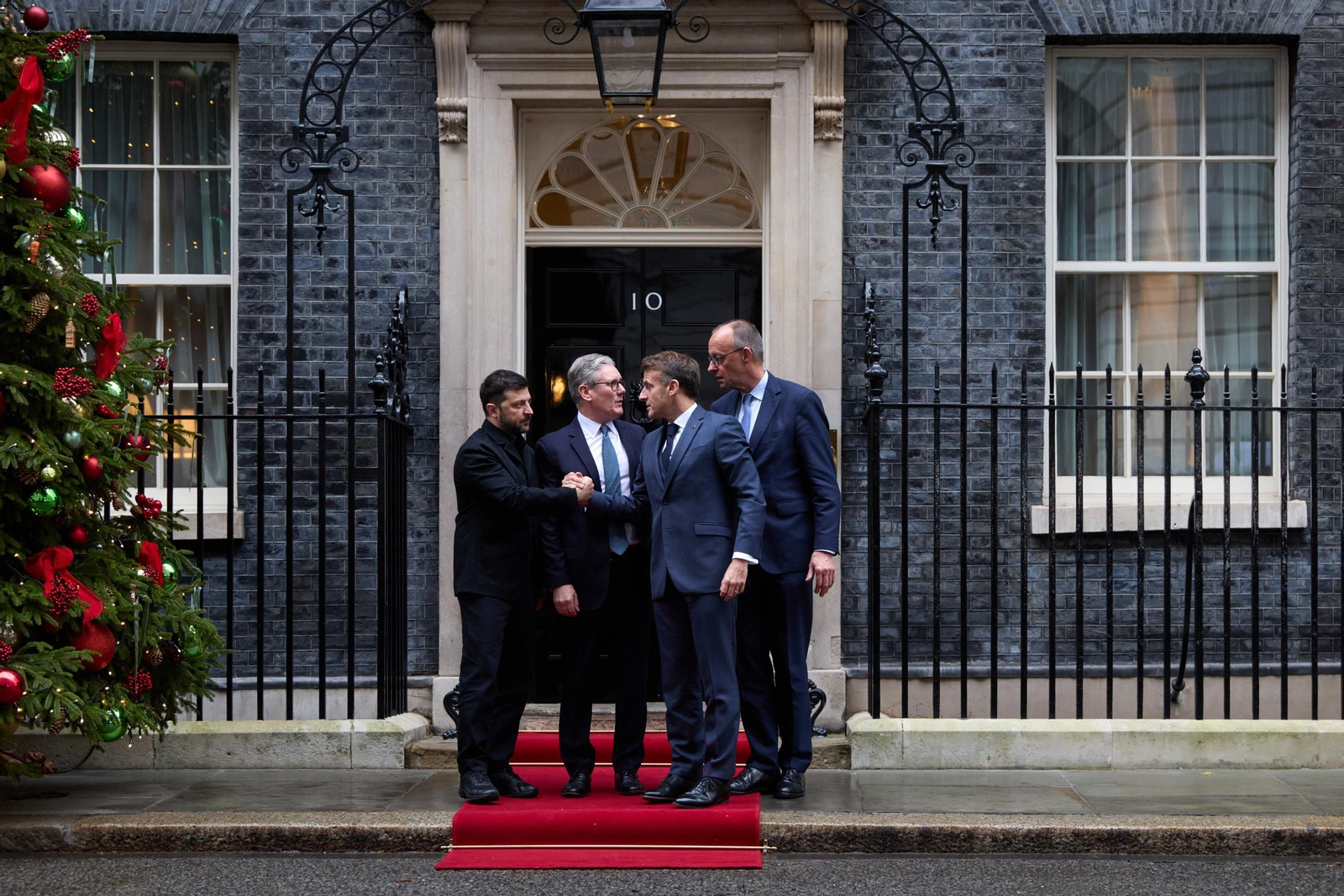 Zelenski, Macron, Merz y Starmer en Downing St.