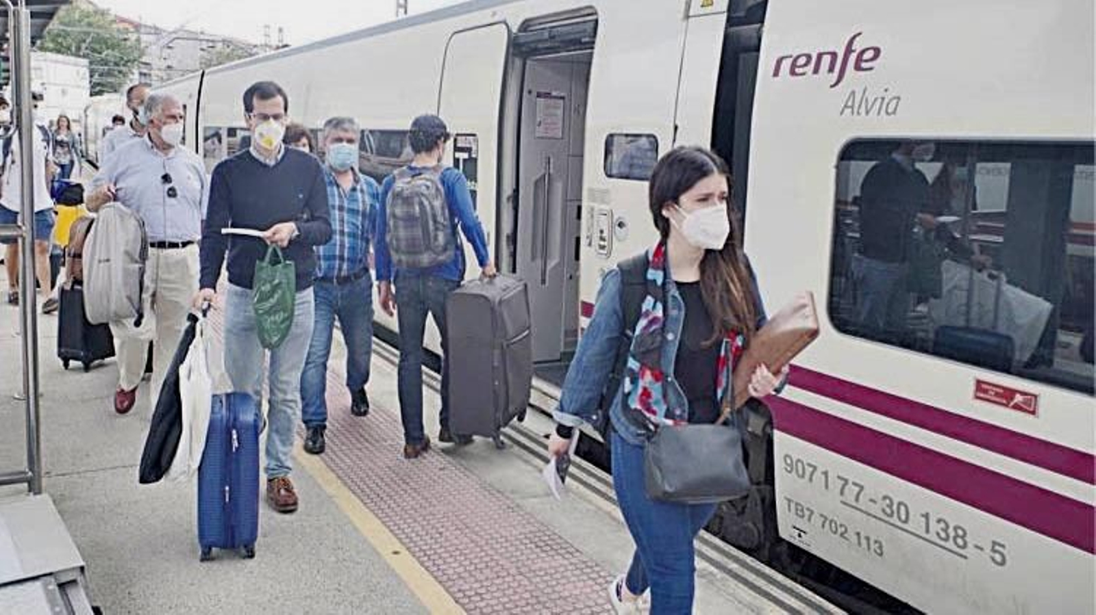 El tren Vigo-Ourense salía de Guixar y ahora de Urzaiz.