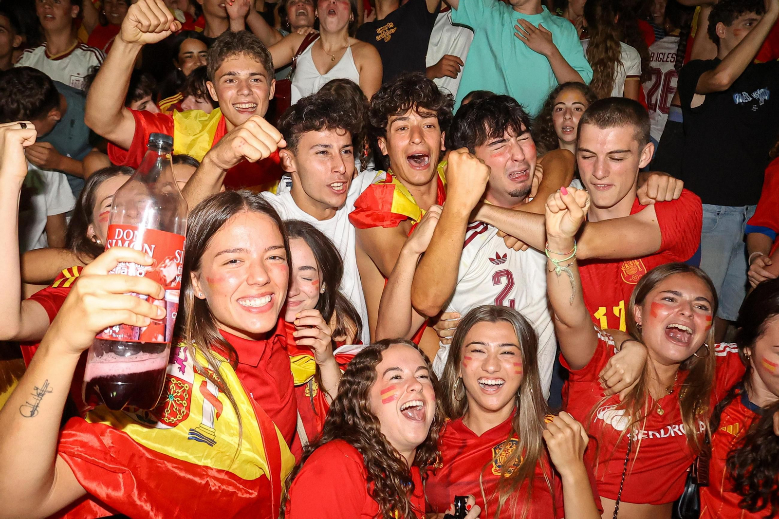 Galería | Vigo celebra la victoria de España en el Mundial 2026