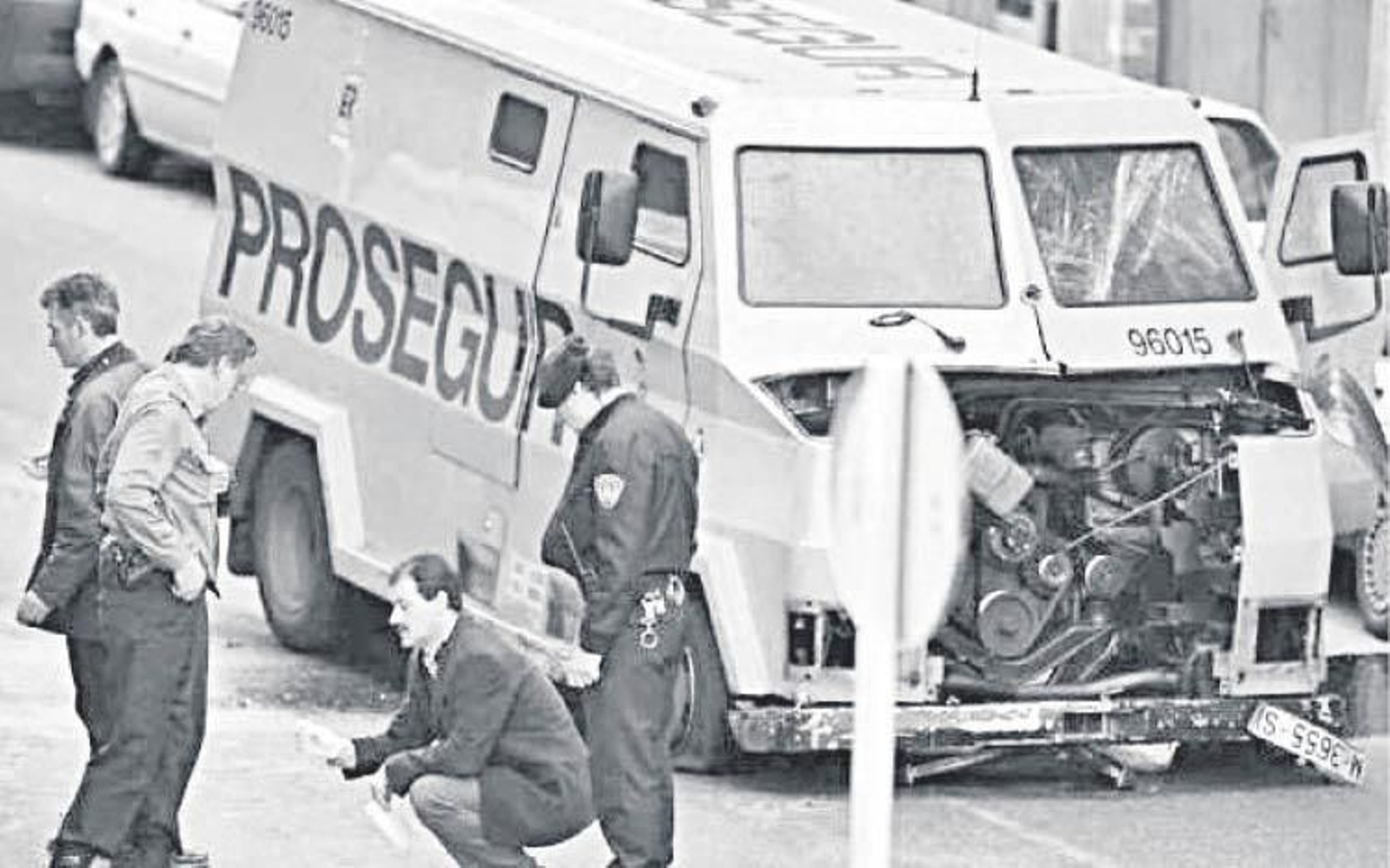 Atentado a un furgón de Prosegur en Vigo en el año 2000, con dos fallecidos.