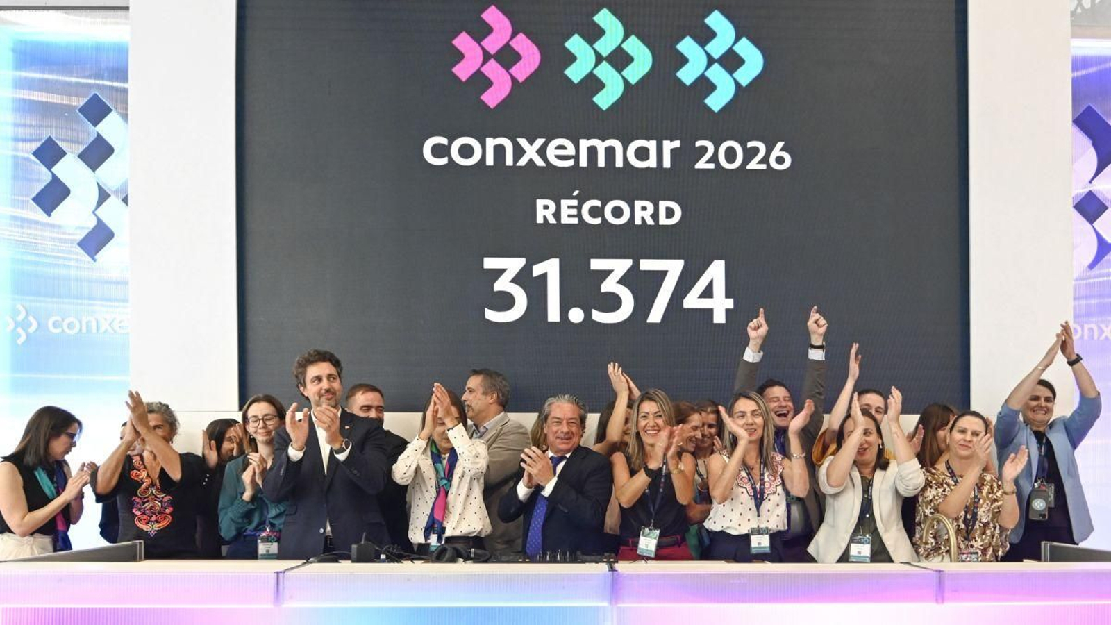 El equipo de Conxemar con su presidente Eloy Alvariza a la cabeza, ante la cifra record de visitantes de este año.