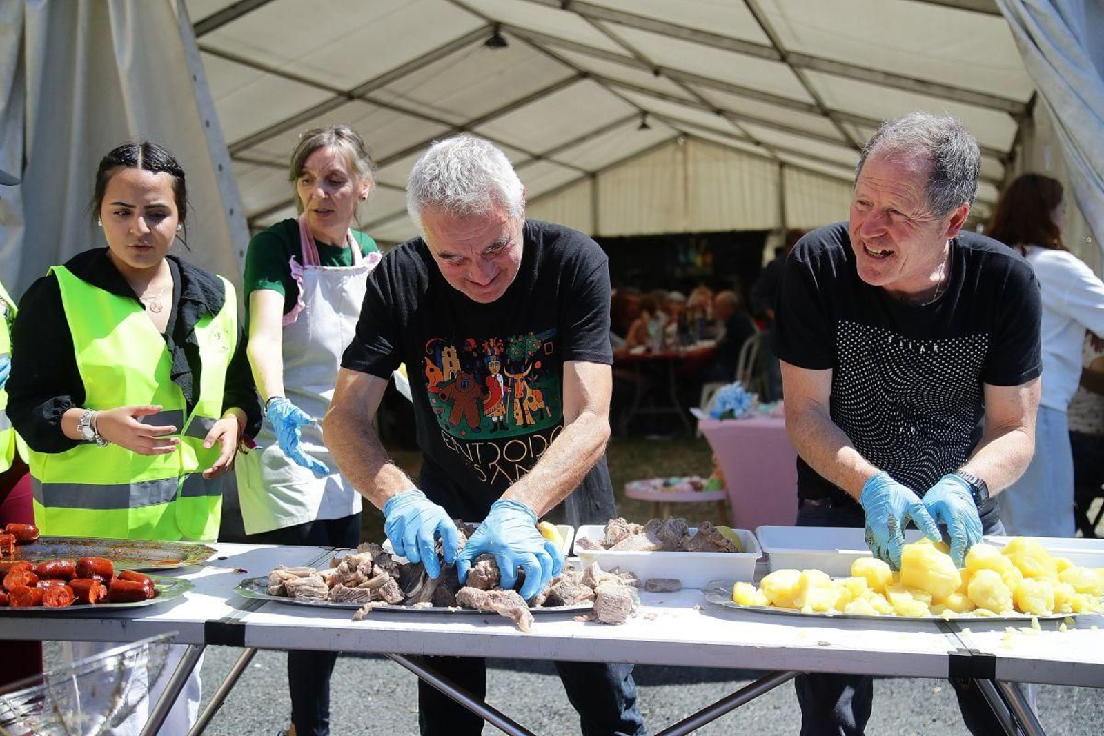 El irresistible tirón de la carne ao caldeiro.