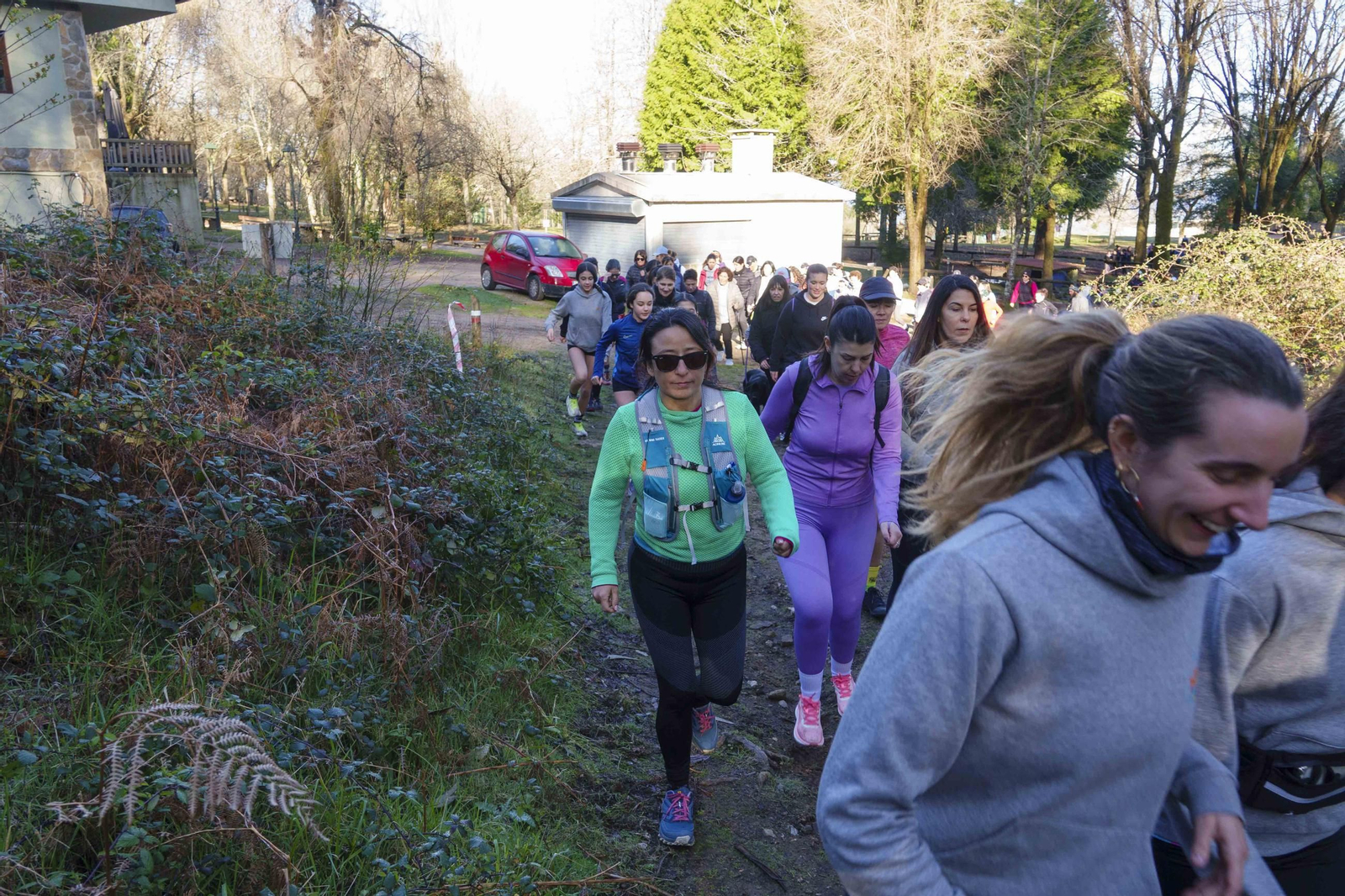 Galería | Mujeres se echan a la carrera en el encuentro de Asaltamontes Female