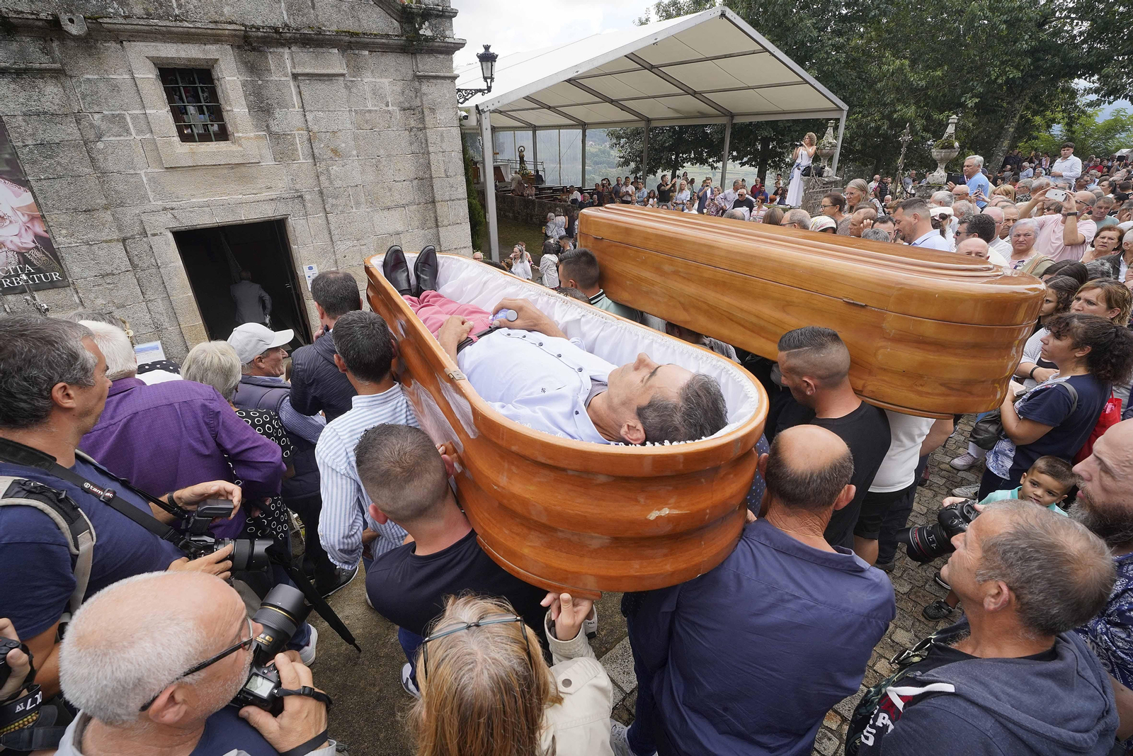 Procesión de Santa Marta de Ribarteme.