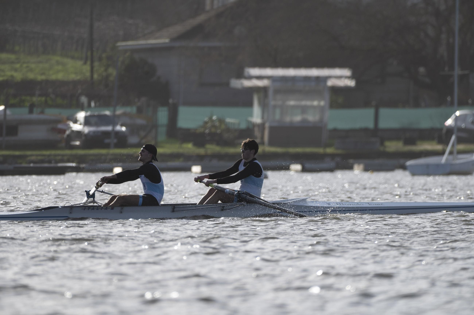 Galería | Castrelo de Miño disfruta con el Campeonato Gallego de Remo de larga distancia