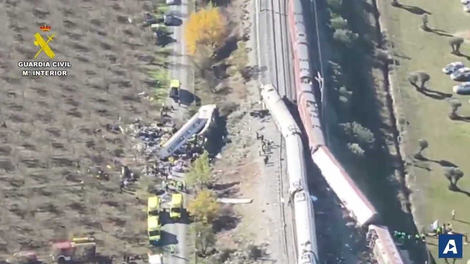 Vídeo | Así quedaron los trenes que chocaron en Toledo: imágenes y vídeos del grave accidente ferroviario