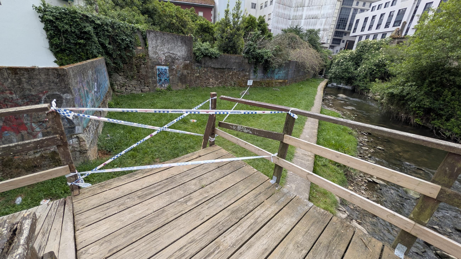 Lugar en el que fue rescatado el cuerpo del joven, junto al río Gafos a su paso por Rosalía de Castro.