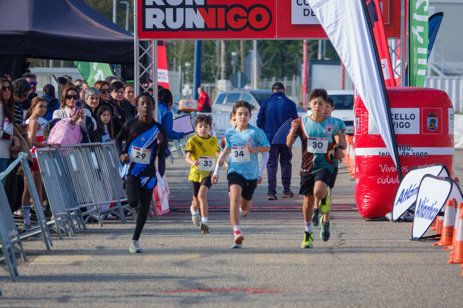 Galería | Pequeños y grandes disfrutan la Milla Cidade de Vigo con +Deporte Atlántico