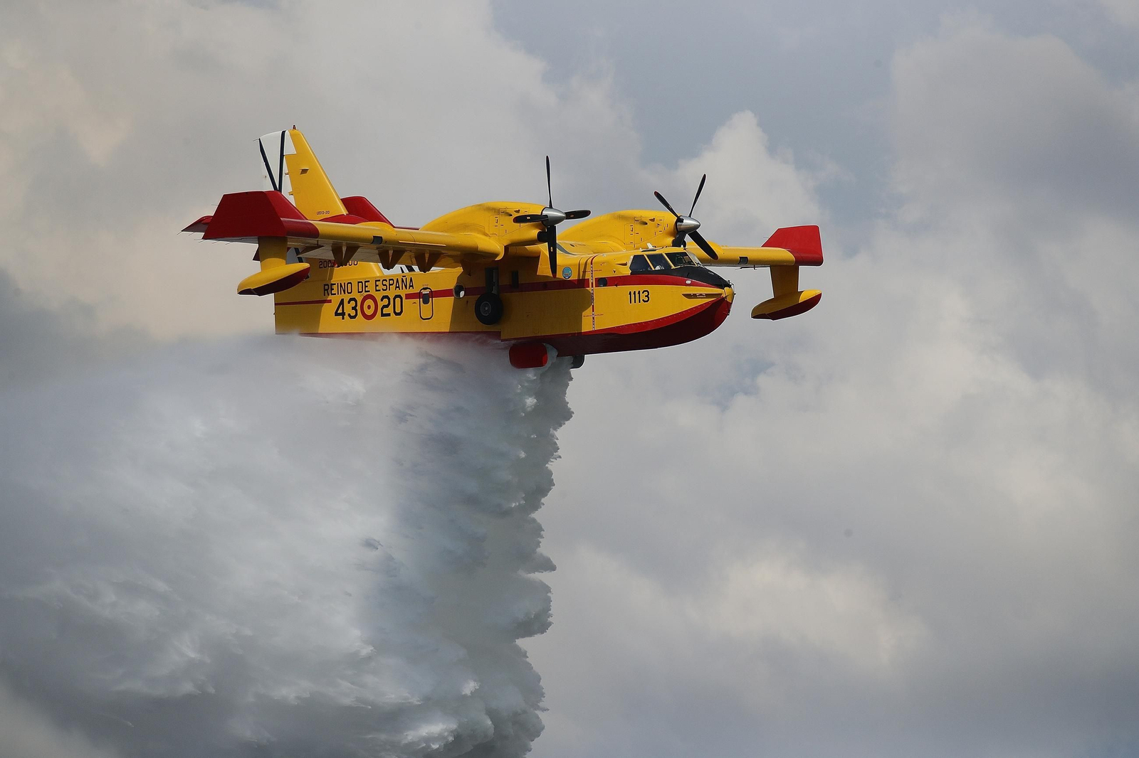 Galería | El primer gran incendio de la provincia en 2026 cerca Boborás
