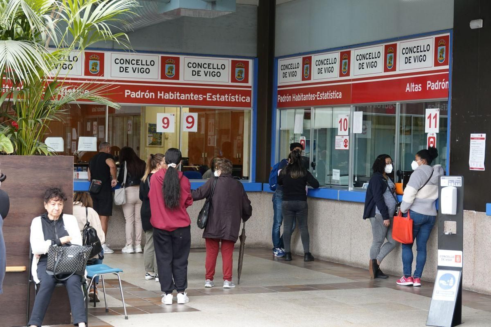 Colas en la oficina del censo y de altas del Concello vigués.