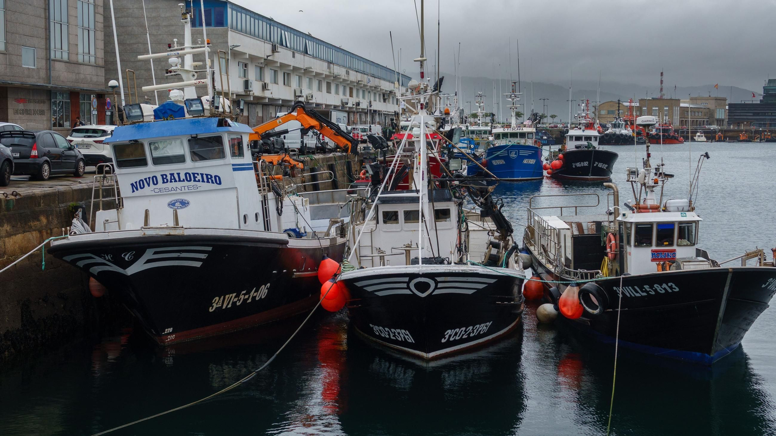 La flota protesta contra el nuevo Reglamento Europeo de Control de la Pesca, que ve imposible de cumplir.