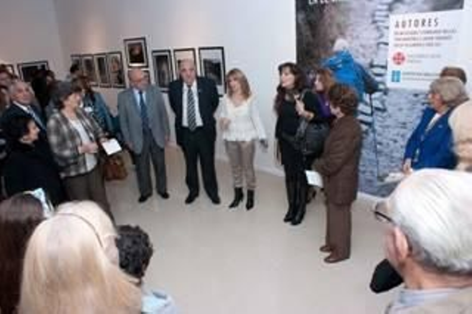 Momento de la presentación de la muestra fotográfica.