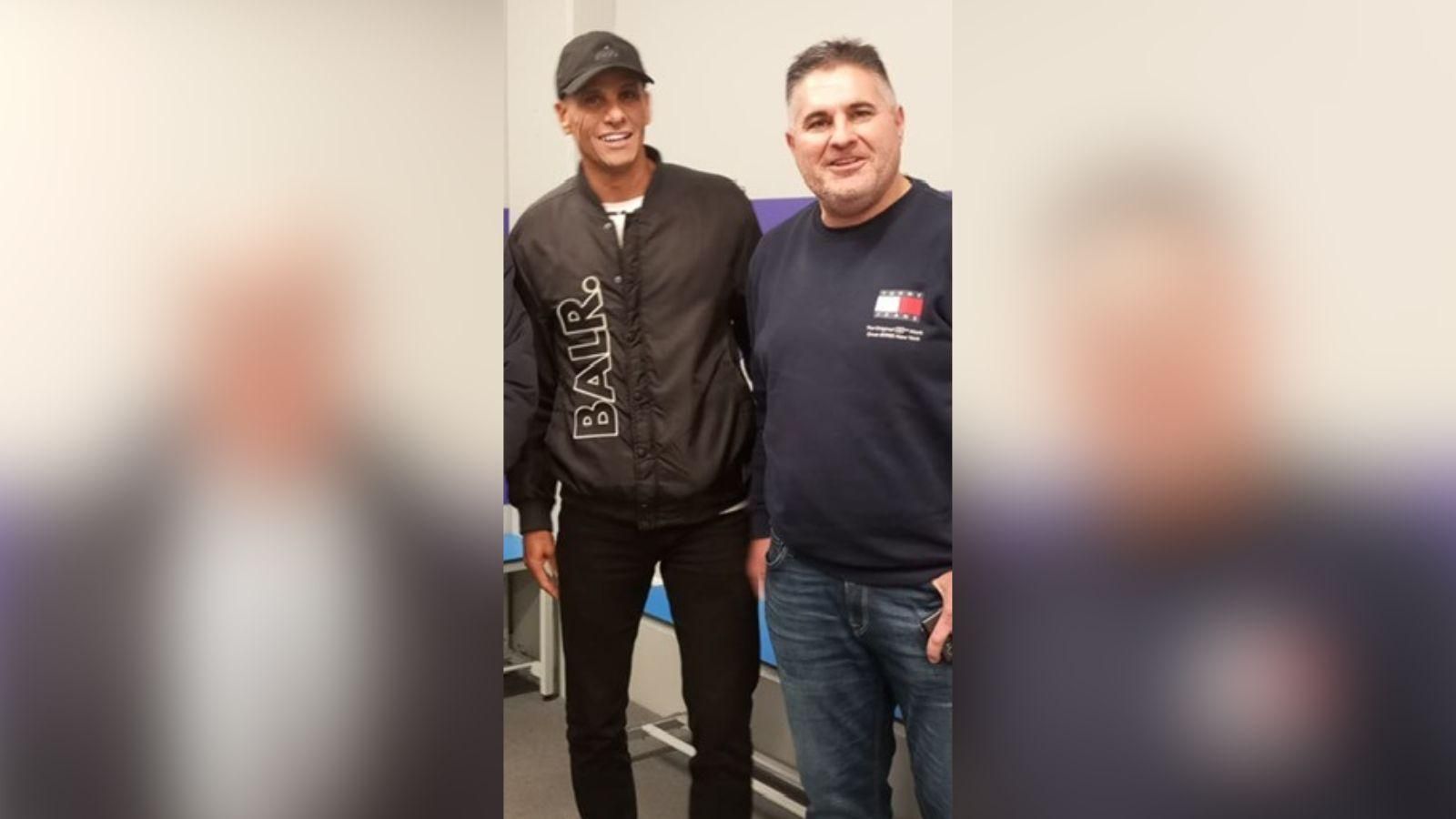 Rivaldo, junto al presidente del Ourense CF, Camilo Díaz, en O Couto