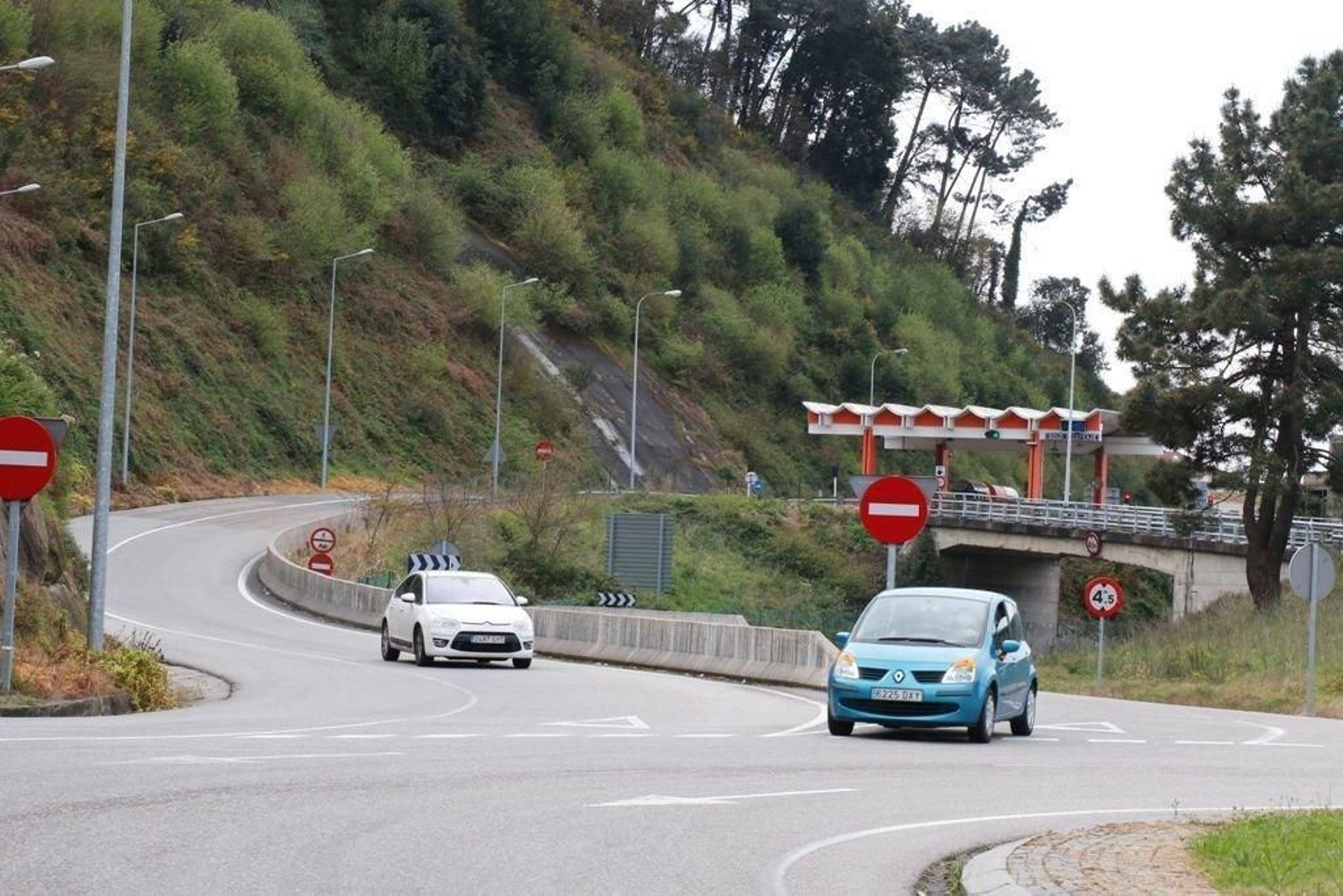 La salida del peaje de la autopista en Rande, para ir de Vigo a Redondela.