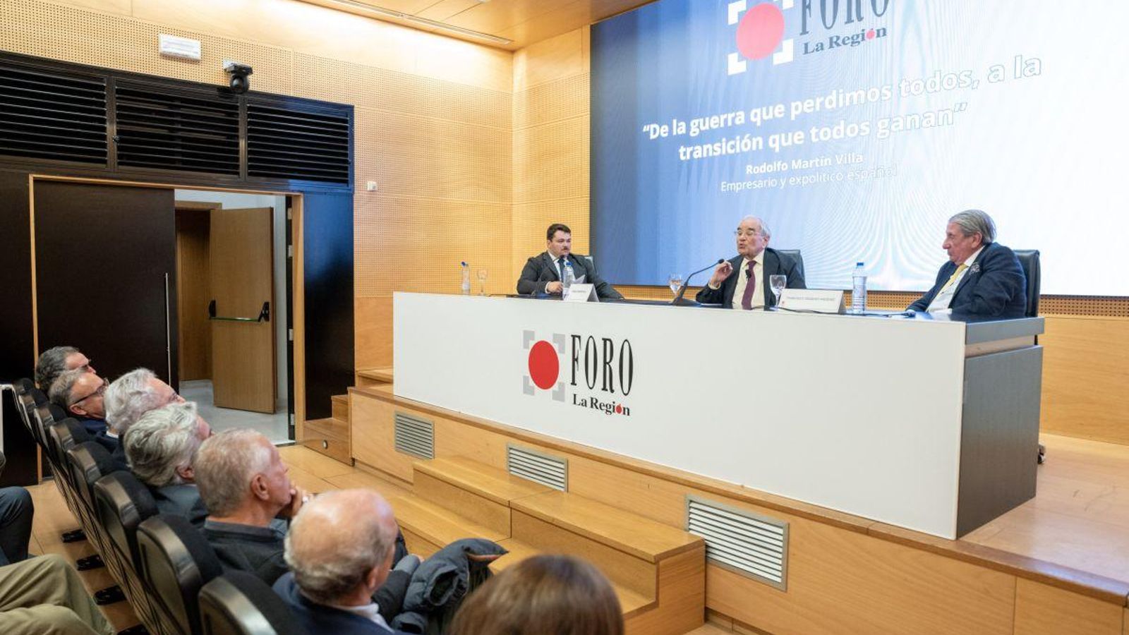 Foro La Región con Rodolfo Martín Villa, exministro durante la Transición.