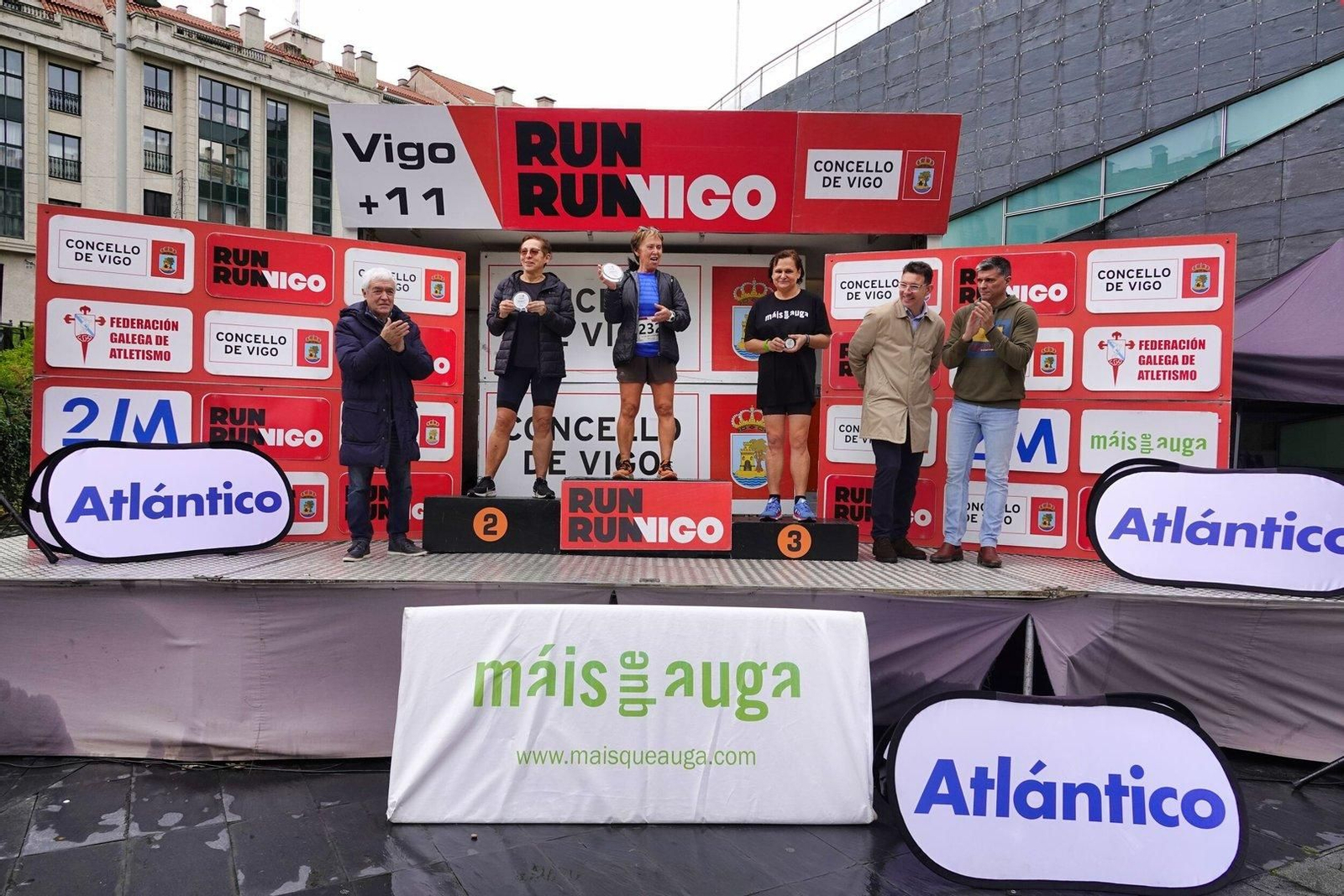 Premios de la carrera Vigo+11 en Coia.