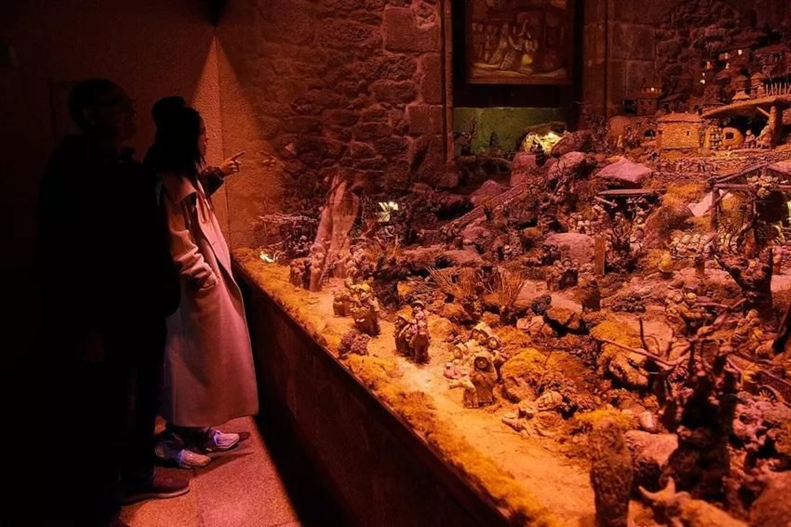 Visitantes en el belén de Baltar en 2024