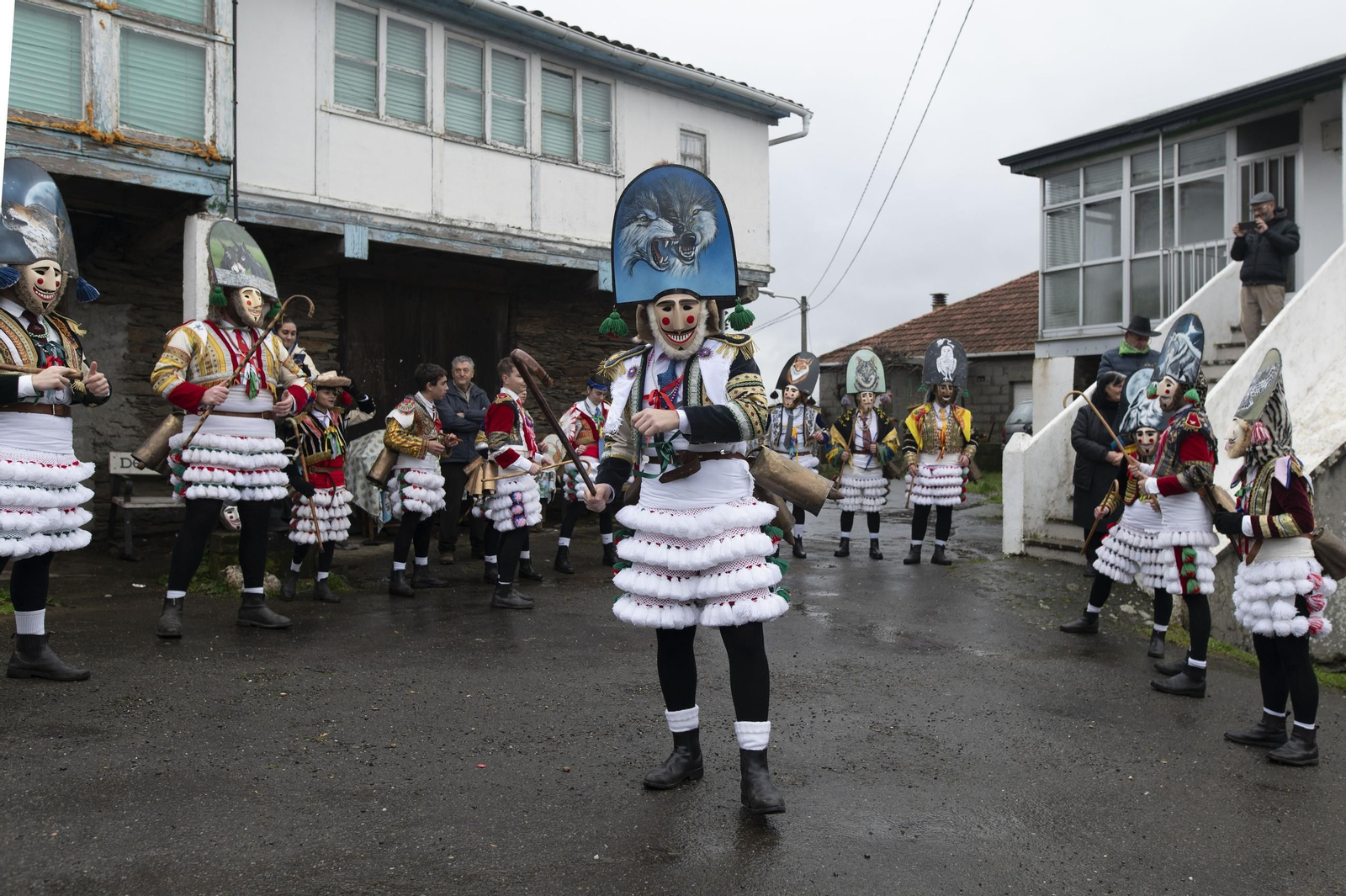 Galería | Los Felos llevan sus trastadas y travesuras a la sierra de Maceda