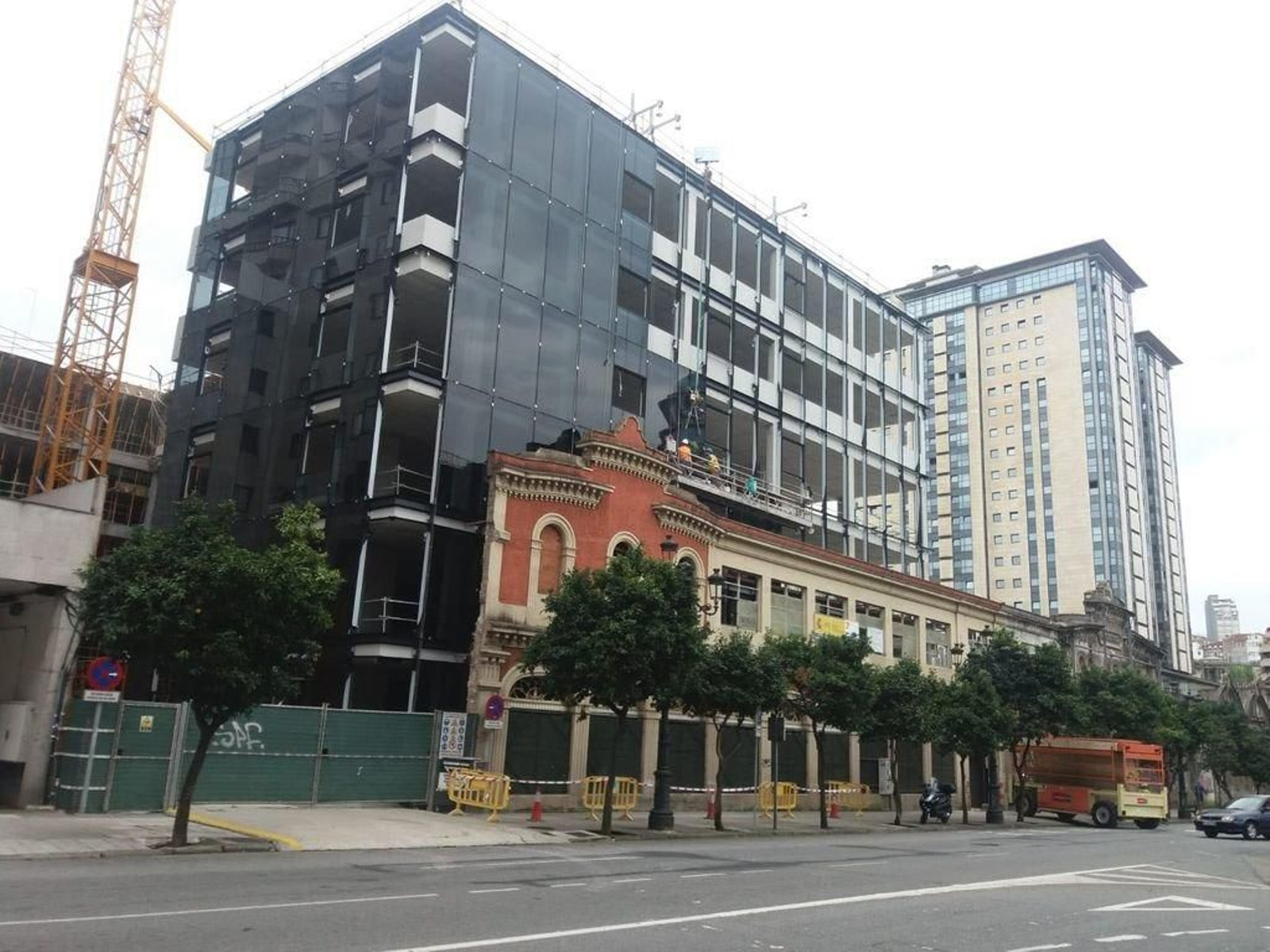 La nueva sede de la Seguridad Social en Vigo ya tiene fachada