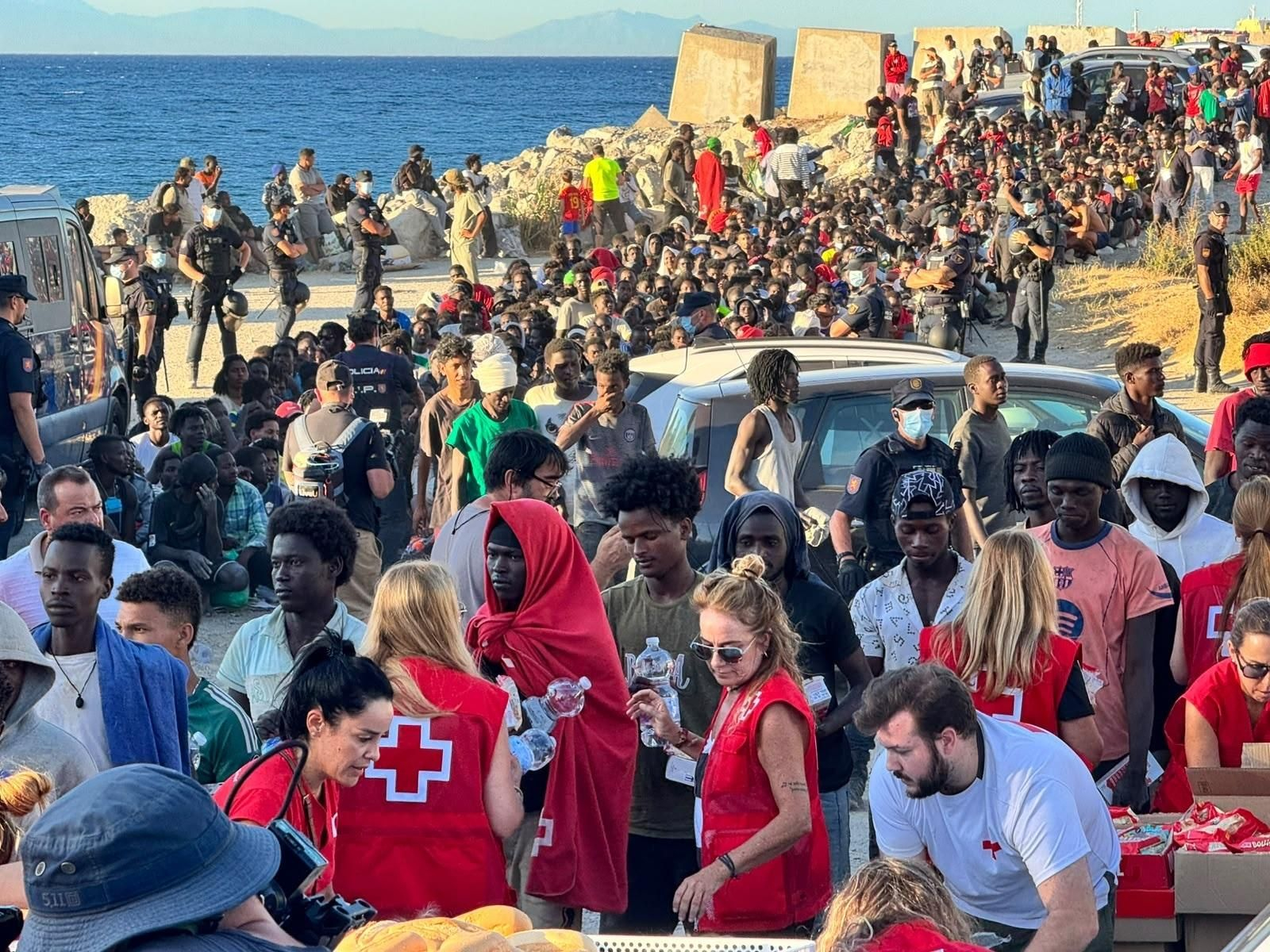 Las ONG atendiendo a los migrantes